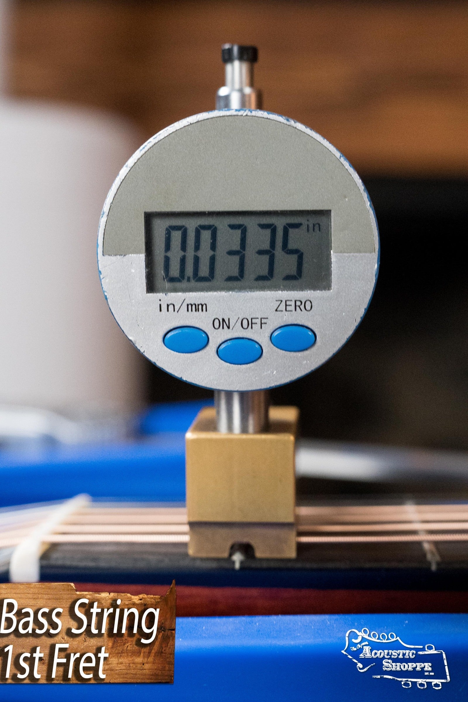 Eastman AC122-2CE-DLX-SB Cedar/Sapele Sunburst Cutaway Grand Auditorium Guitar w/Fishman Pickup #6709