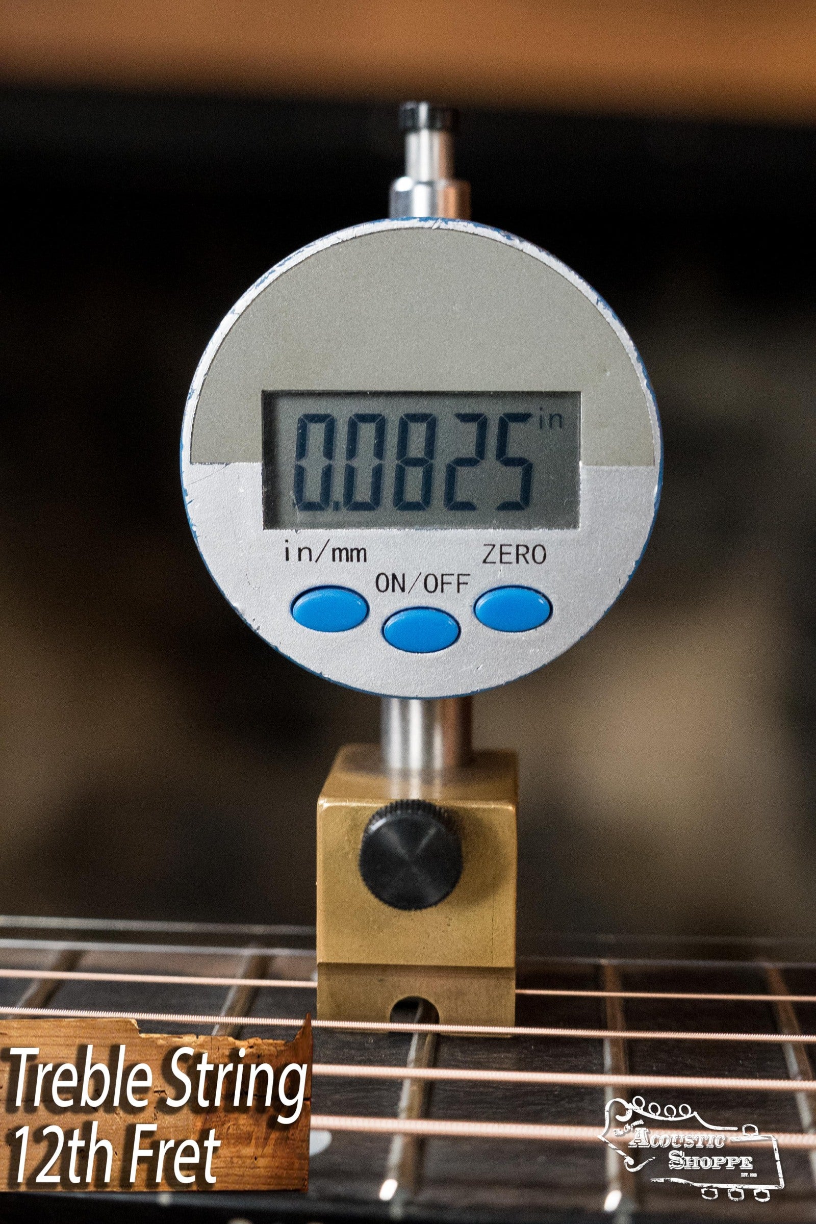 Eastman AC122-2CE-DLX-SB Cedar/Sapele Sunburst Cutaway Grand Auditorium Guitar w/Fishman Pickup #6709