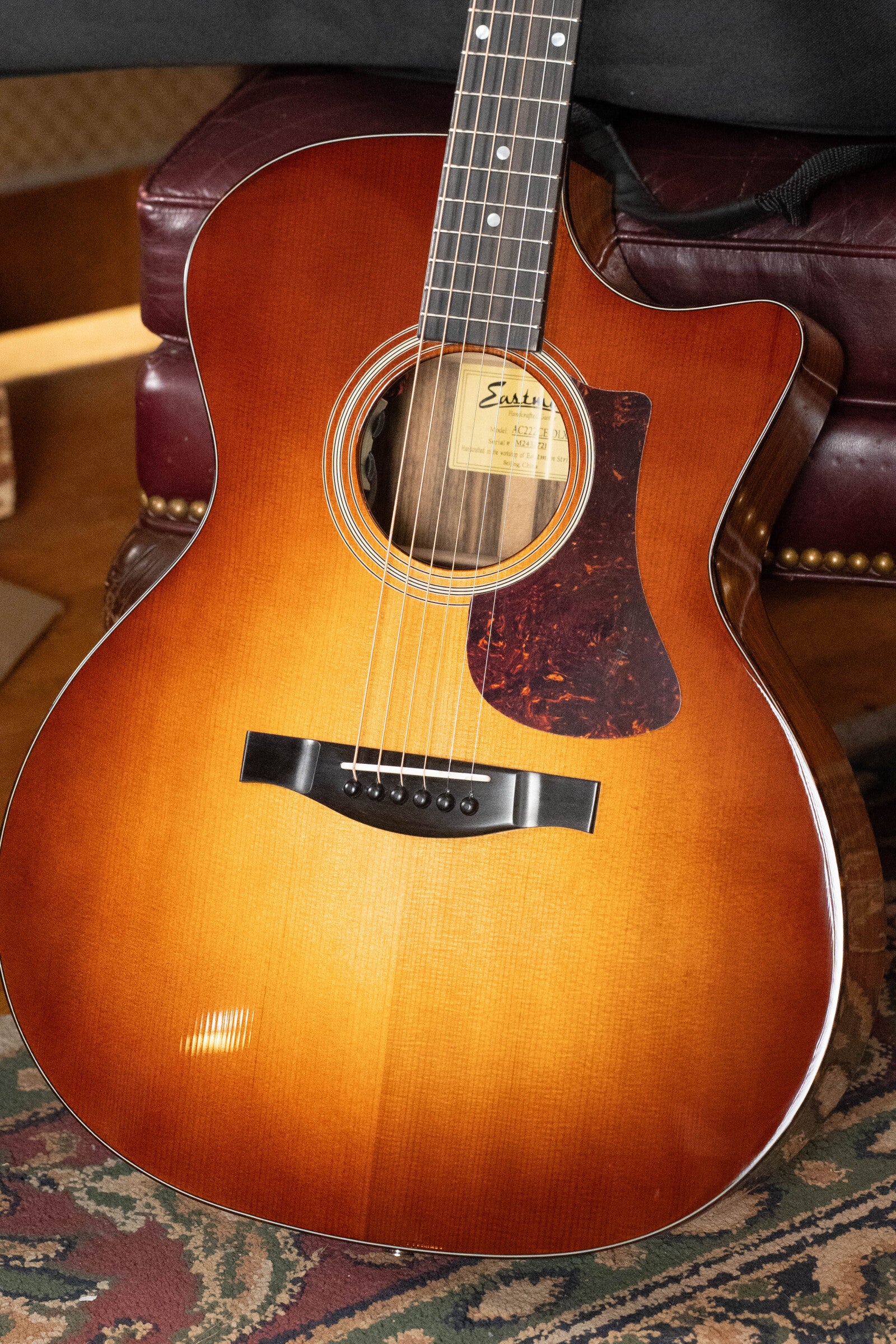Eastman AC222CE-DLX-GB Sitka/Ovangkol Goldburst Cutaway Grand Auditorium Guitar w/Fishman Pickup #2721