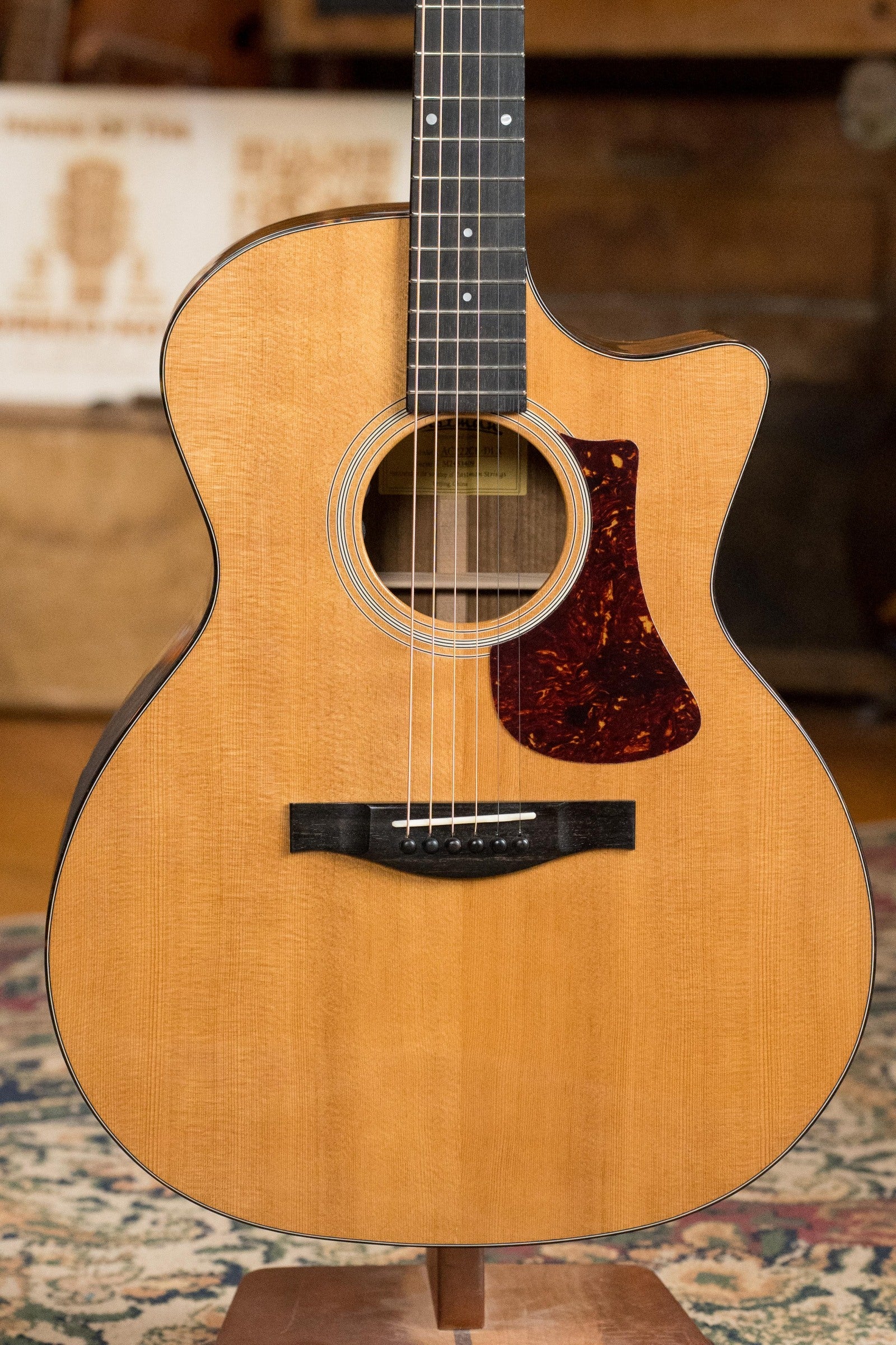 Eastman AC222CE-DLX Sitka/Ovangkol Grand Auditorium Guitar w/Fishman Pickup #3409