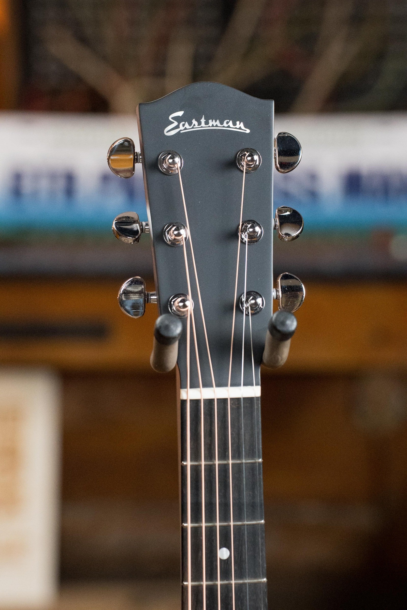 Eastman AC222CE-DLX Sitka/Ovangkol Grand Auditorium Guitar w/Fishman Pickup #3409