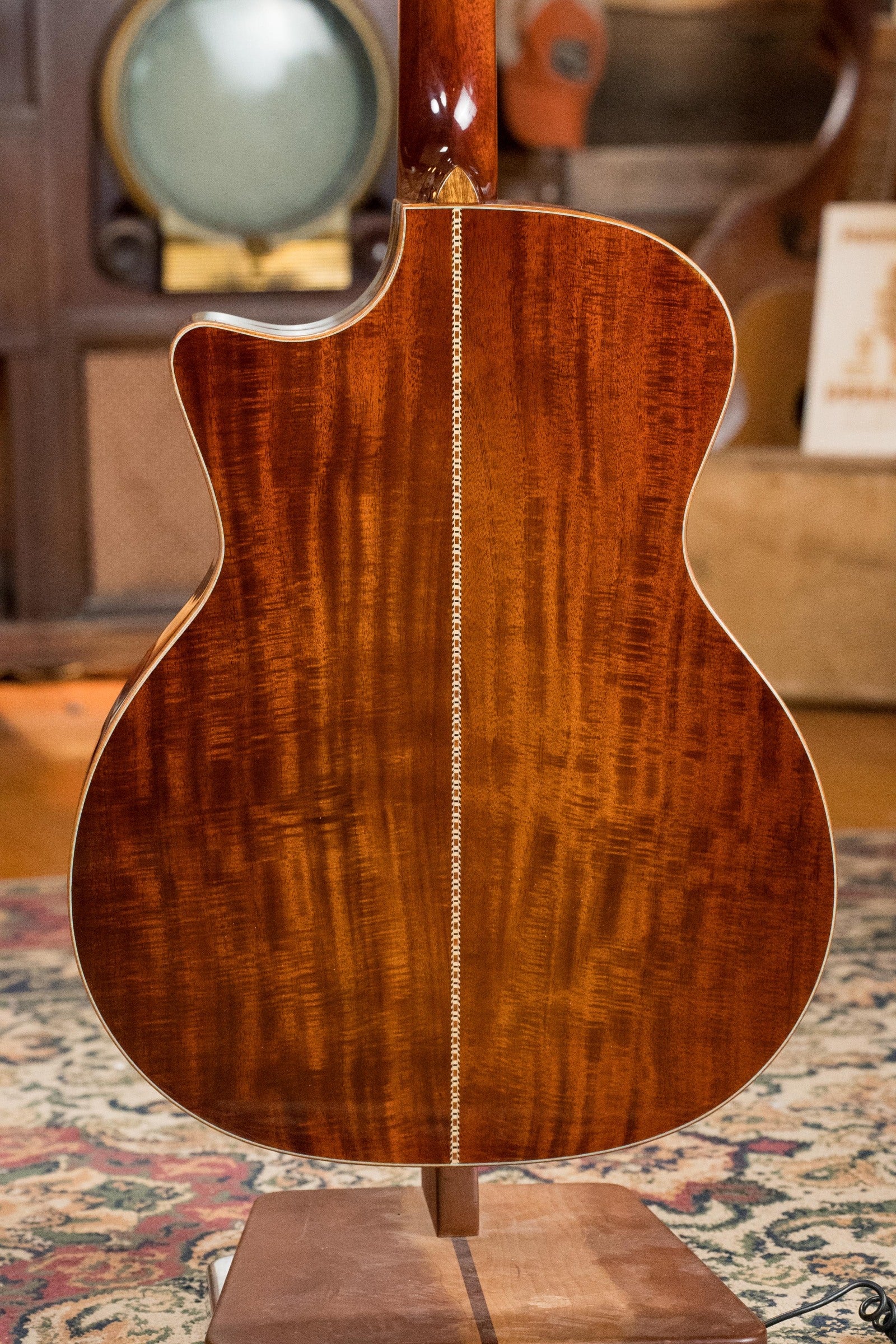 Eastman AC522CE-GB European Spruce/Mahogany Goldburst Grand Auditorium Guitar w/LR Baggs Pickup #8476