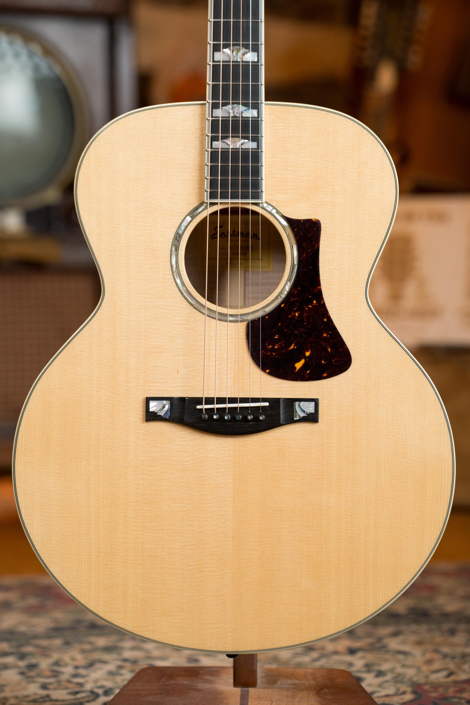 Eastman AC630-BD Engelmann Spruce/Flamed Maple Blonde Jumbo Acoustic Guitar #5381