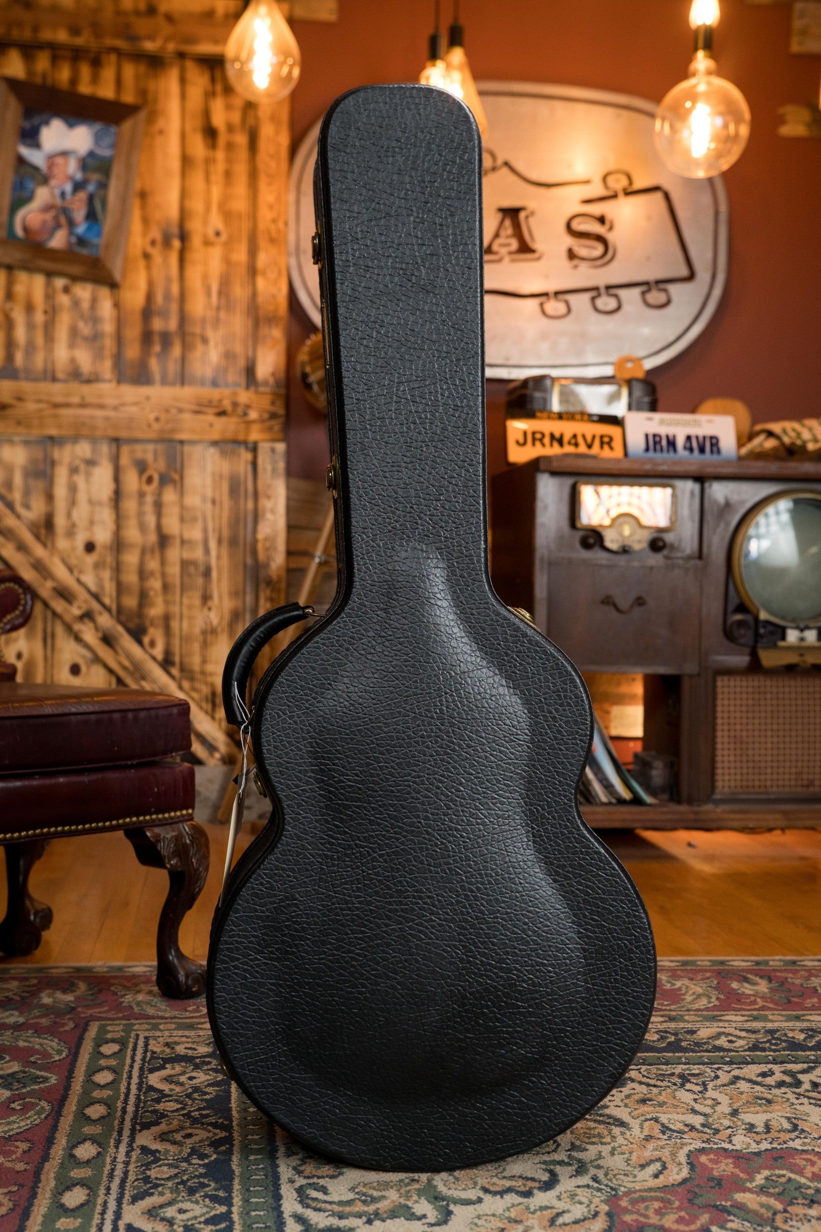 Eastman AC630-BD Engelmann Spruce/Flamed Maple Blonde Jumbo Acoustic Guitar #5381