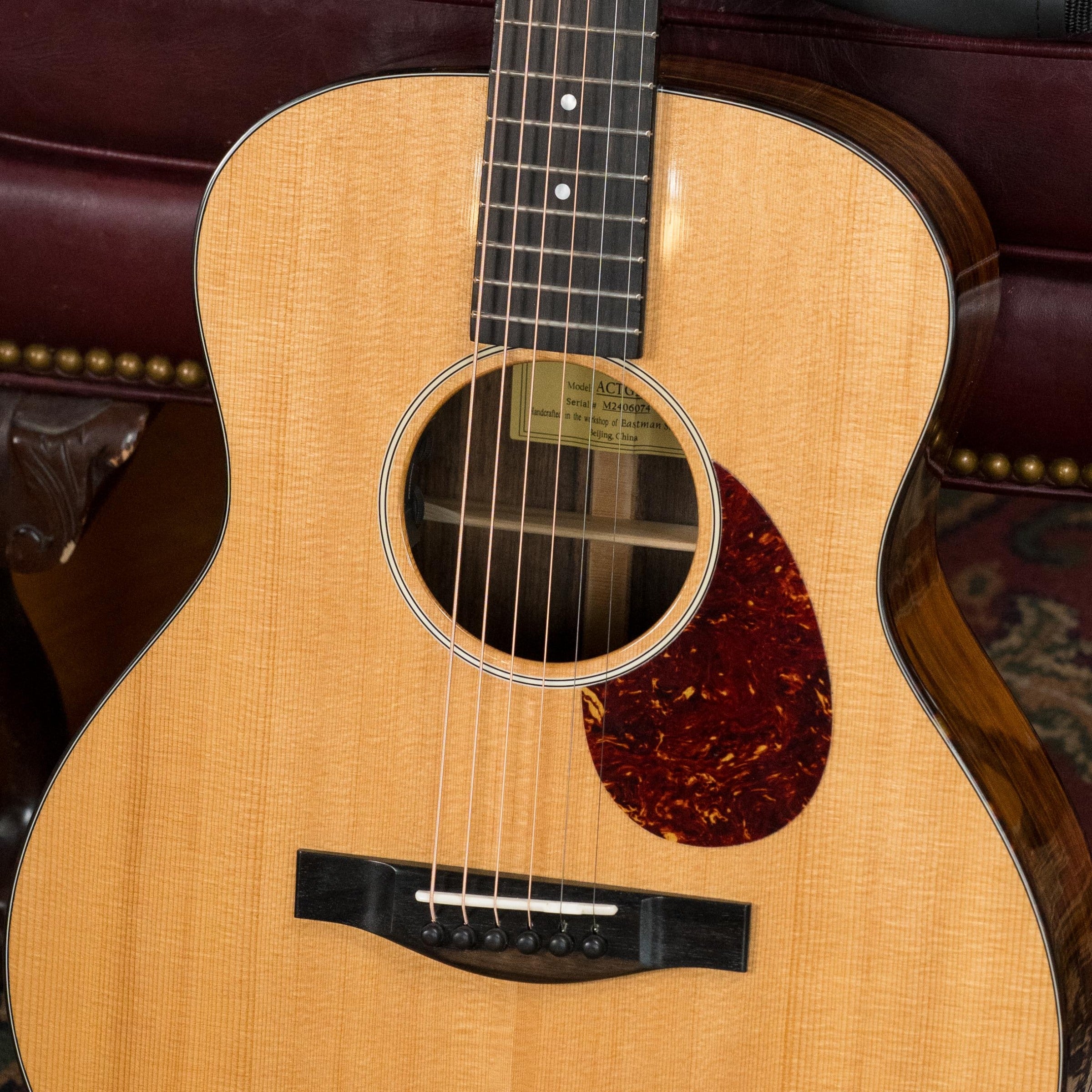 Eastman ACTG2E-DLX Sitka/Ovangkol Travel Guitar w/Fishman Pickup #6074