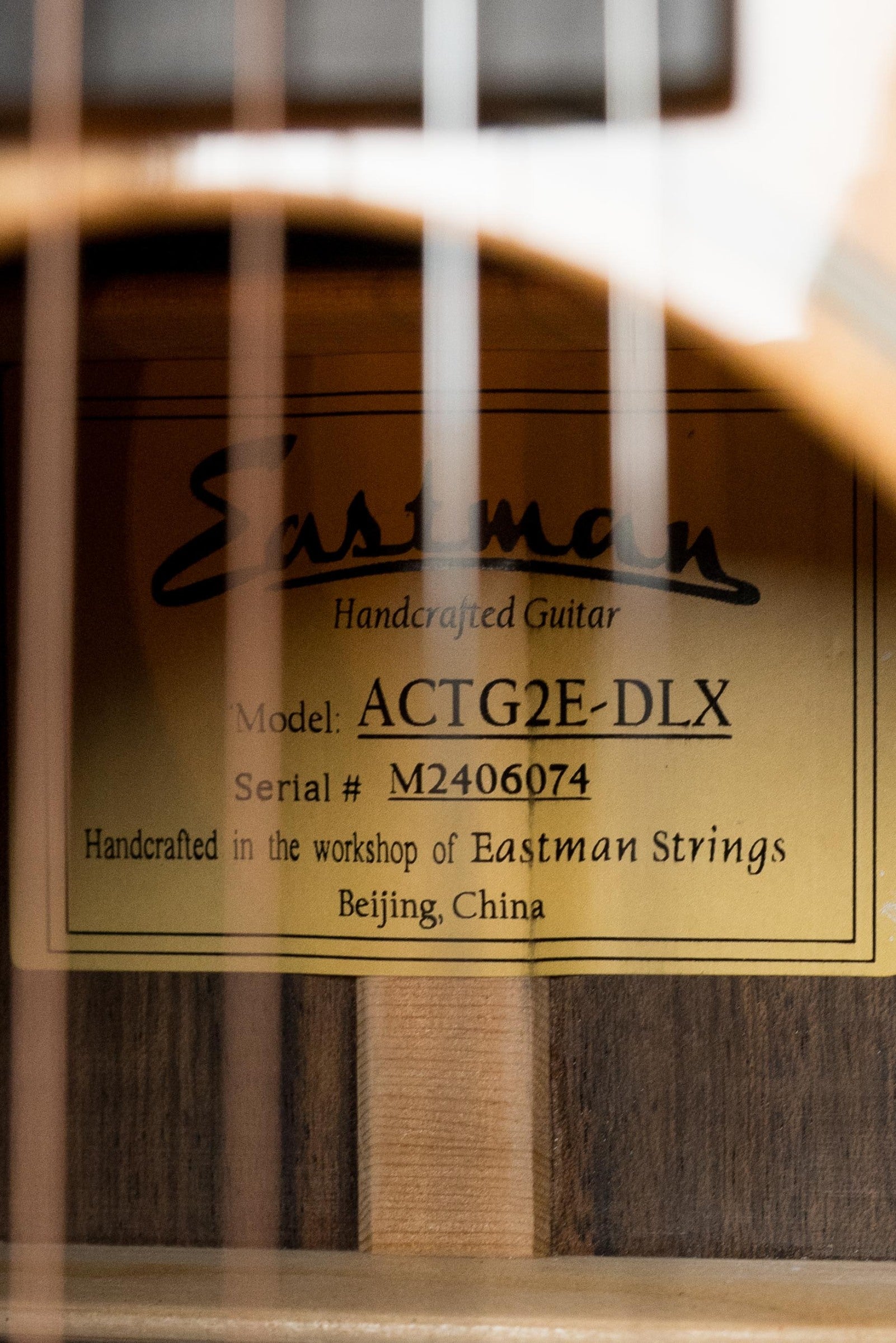 Eastman ACTG2E-DLX Sitka/Ovangkol Travel Guitar w/Fishman Pickup #6074