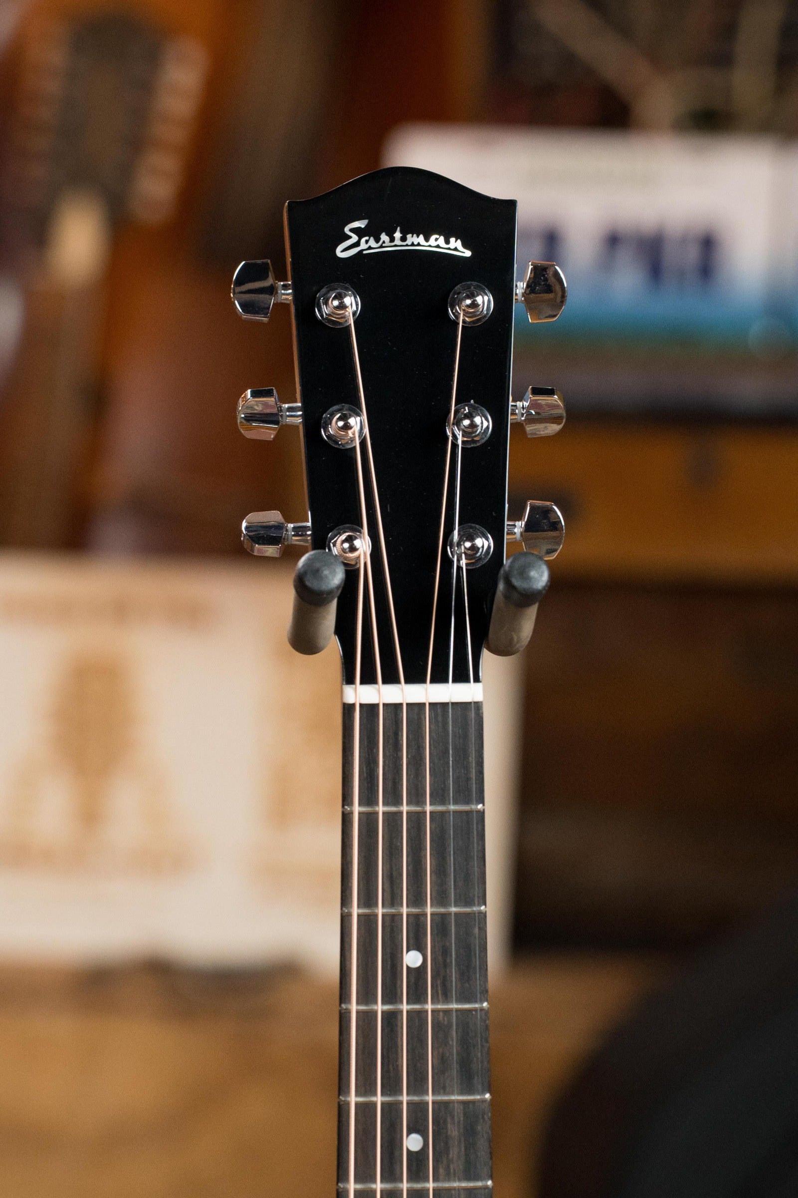 Eastman ACTG2E-DLX Sitka/Ovangkol Travel Guitar w/Fishman Pickup #6074