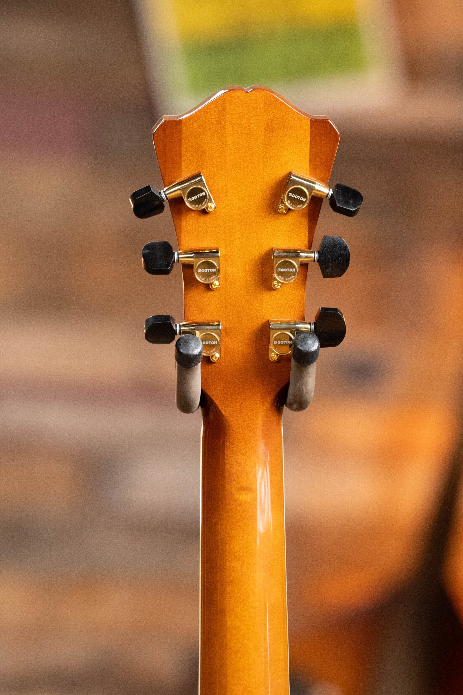 Eastman AR805CE-GB Spruce/Maple Goldburst Guitar w/Lollar Pickup #0933