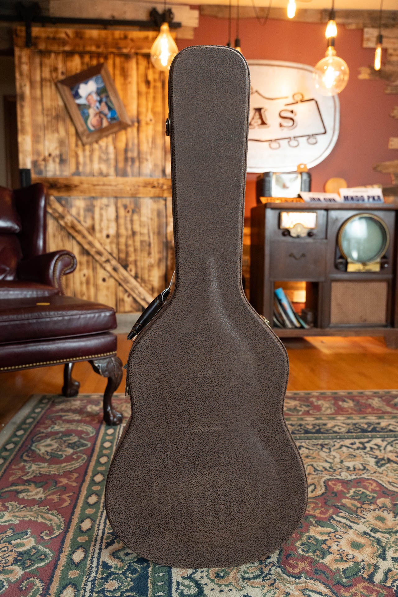 Eastman CABARET-JB Spruce/Figured Maple Cutaway Nylon String Guitar w/Soundport and Electronics #9593