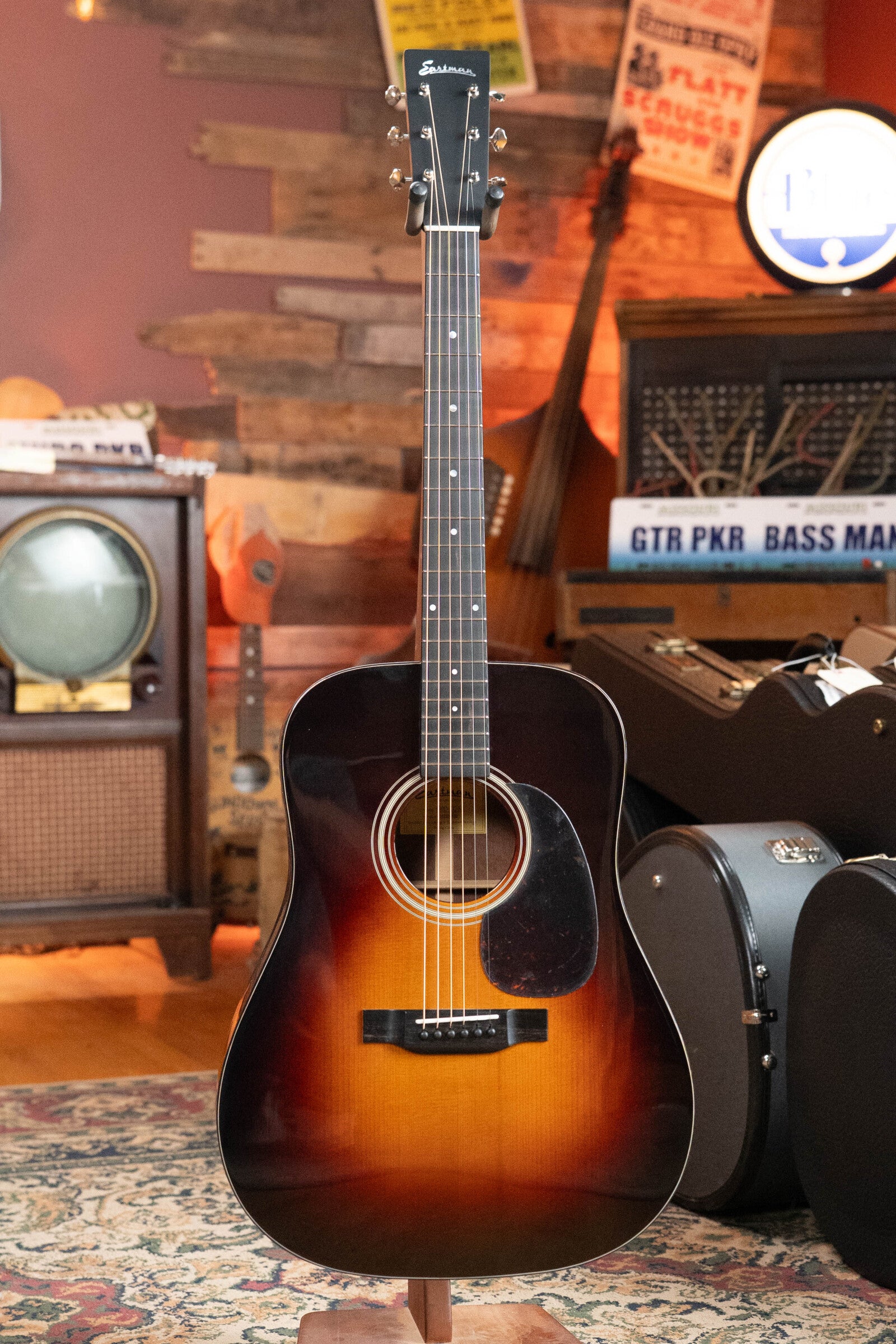 Eastman E10D-TC-SB Thermo-Cured Adirondack/Mahogany Sunburst Dreadnought Acoustic Guitar #0826