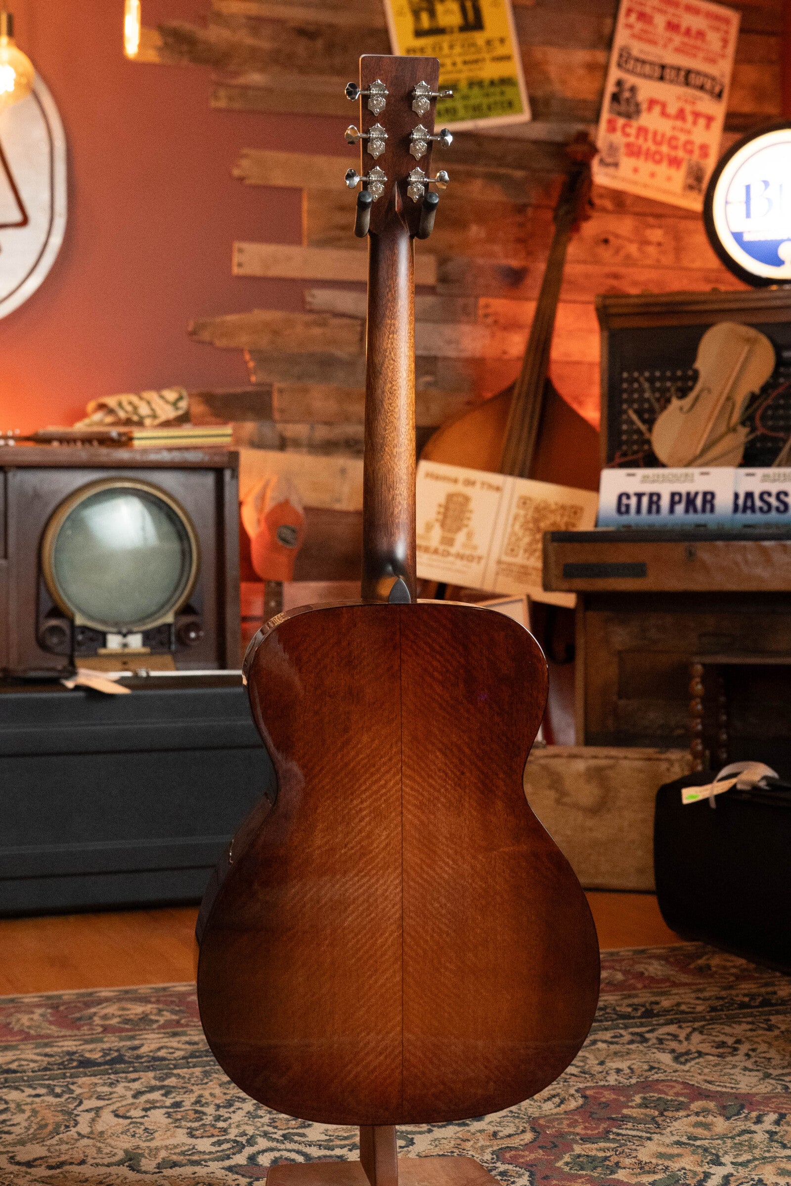 Eastman E10OM-TC-SB Thermo-Cured Adirondack/Mahogany Sunburst Orchestra Model Acoustic Guitar #3609