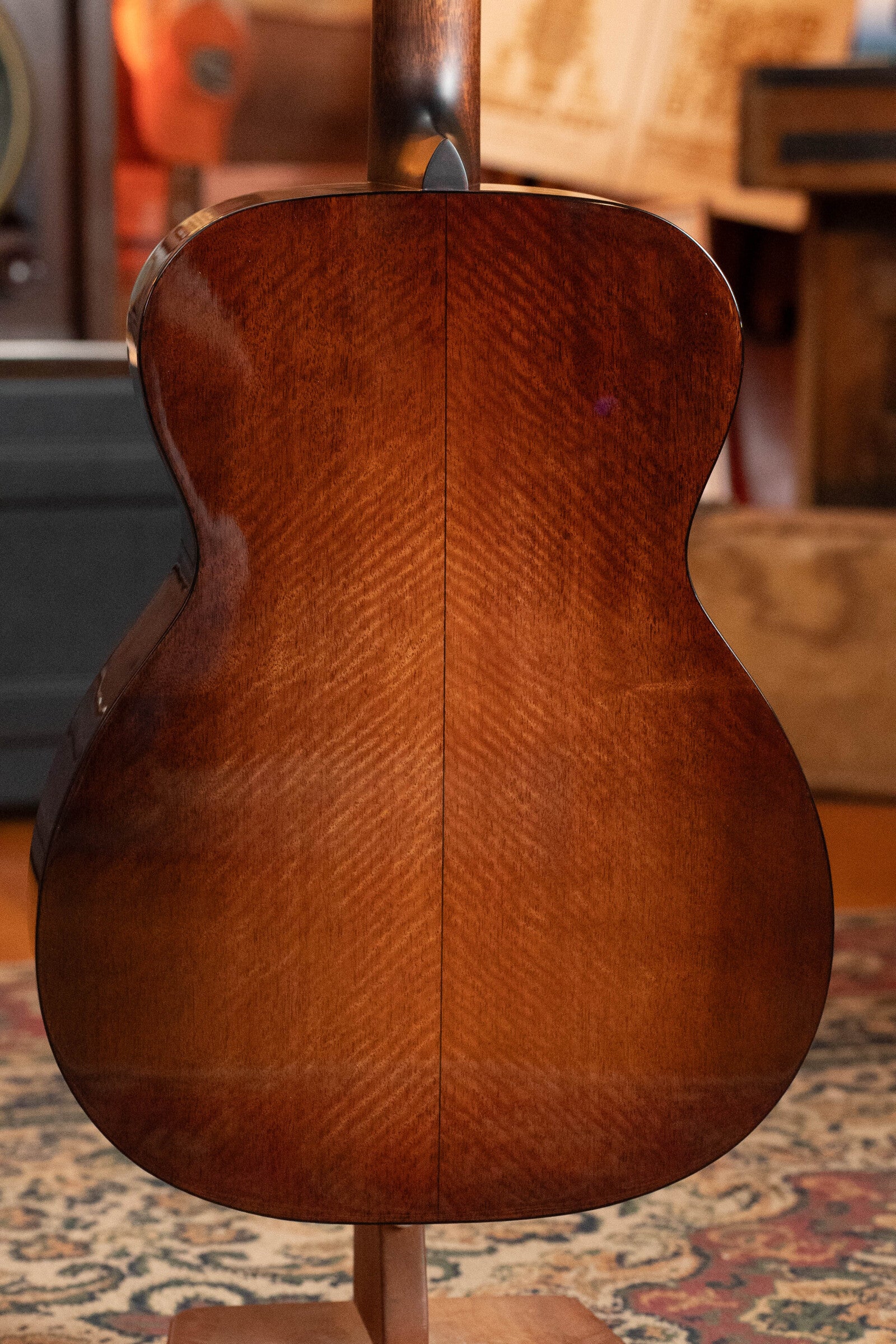 Eastman E10OM-TC-SB Thermo-Cured Adirondack/Mahogany Sunburst Orchestra Model Acoustic Guitar #3609