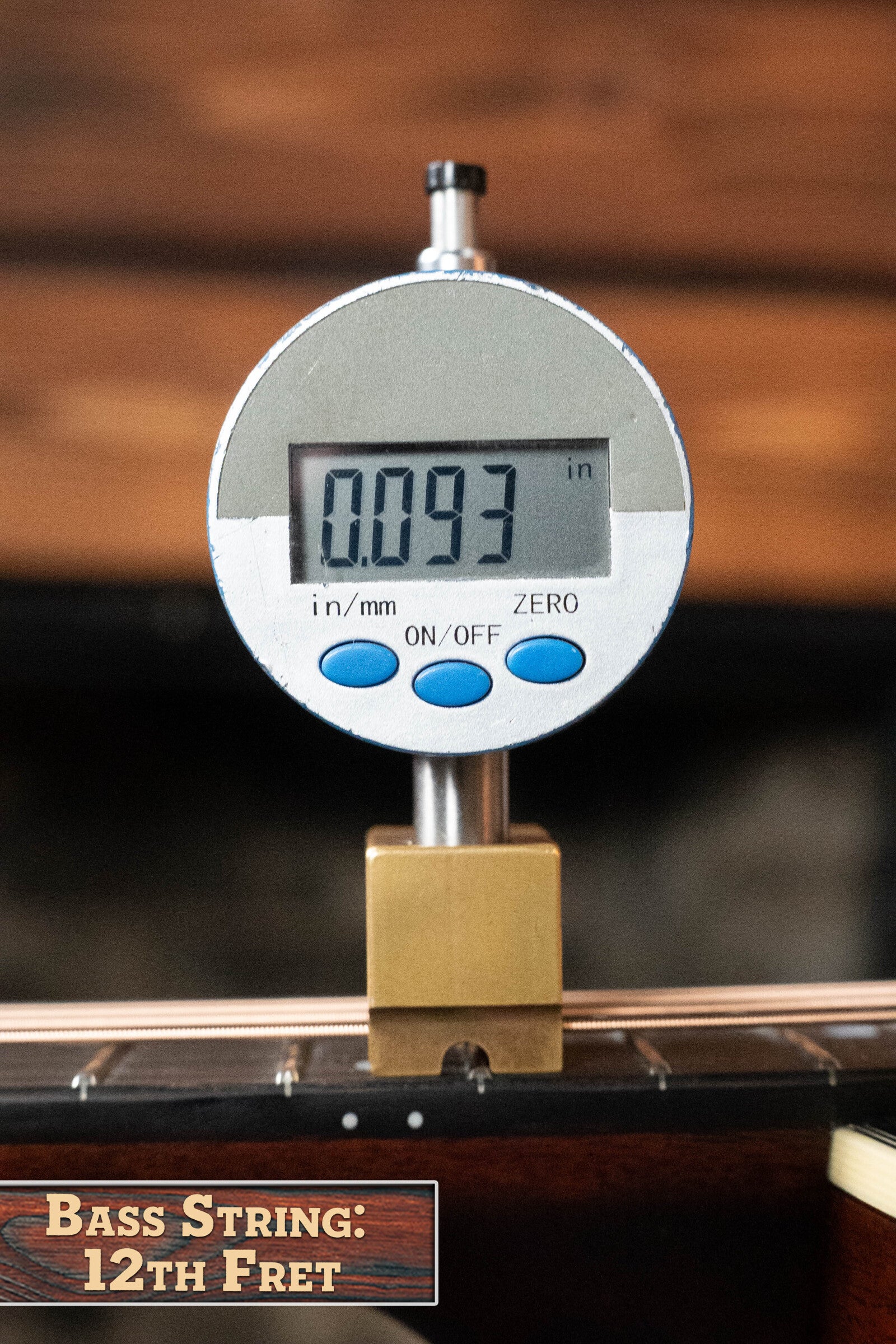 Eastman E10OOSS-TC Thermo-Cured Adirondack/Mahogany OO Slope Shoulder Sunburst Acoustic Guitar #7001