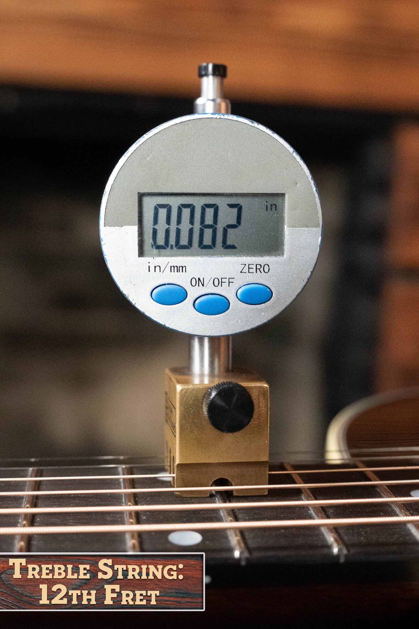 Eastman E10OOSS-TC Thermo-Cured Adirondack/Mahogany OO Slope Shoulder Sunburst Acoustic Guitar #7001