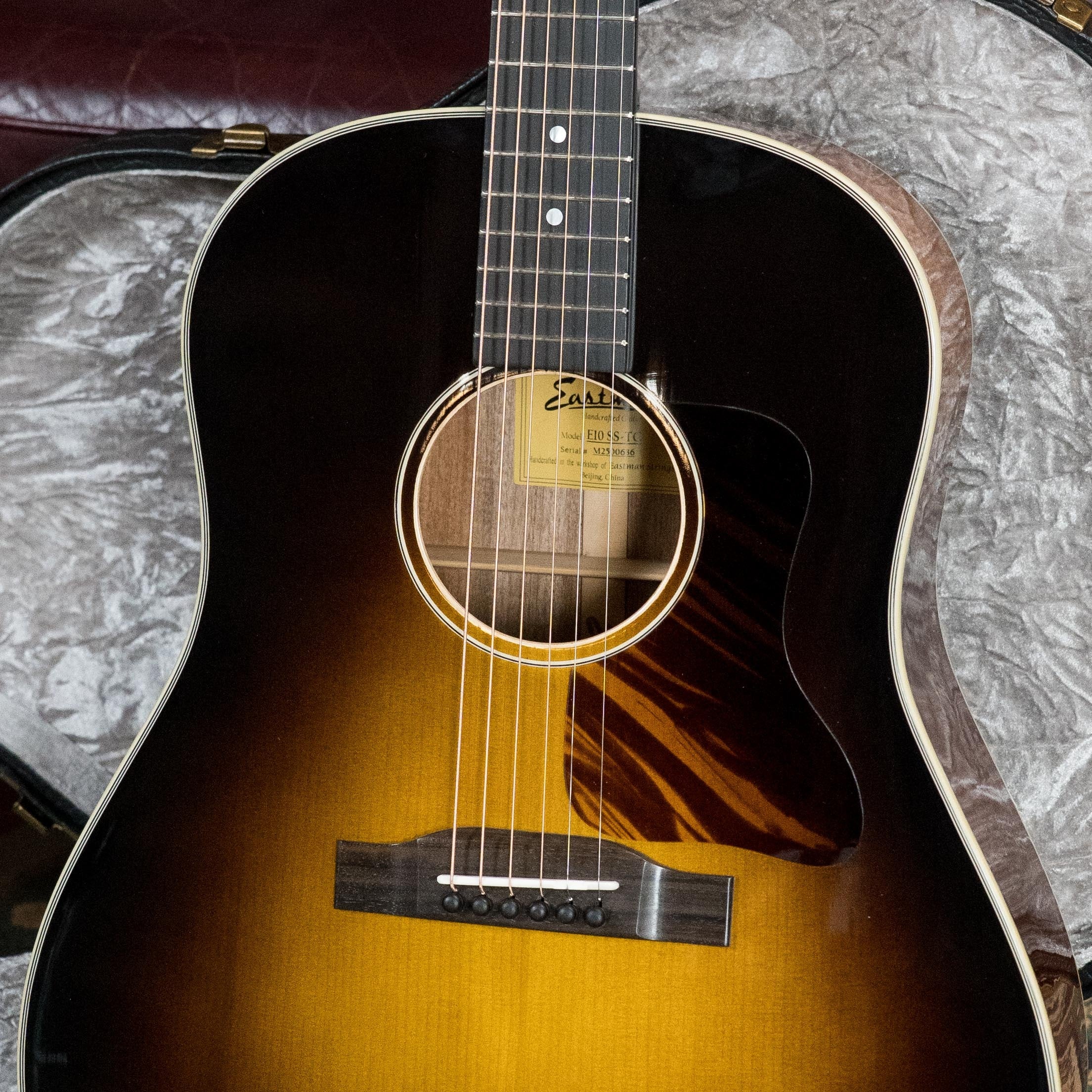 Eastman E10SS-TC Thermo-Cured Adirondack/Mahogany Sunburst Slope Shoulder Dreadnought Acoustic Guitar #0636