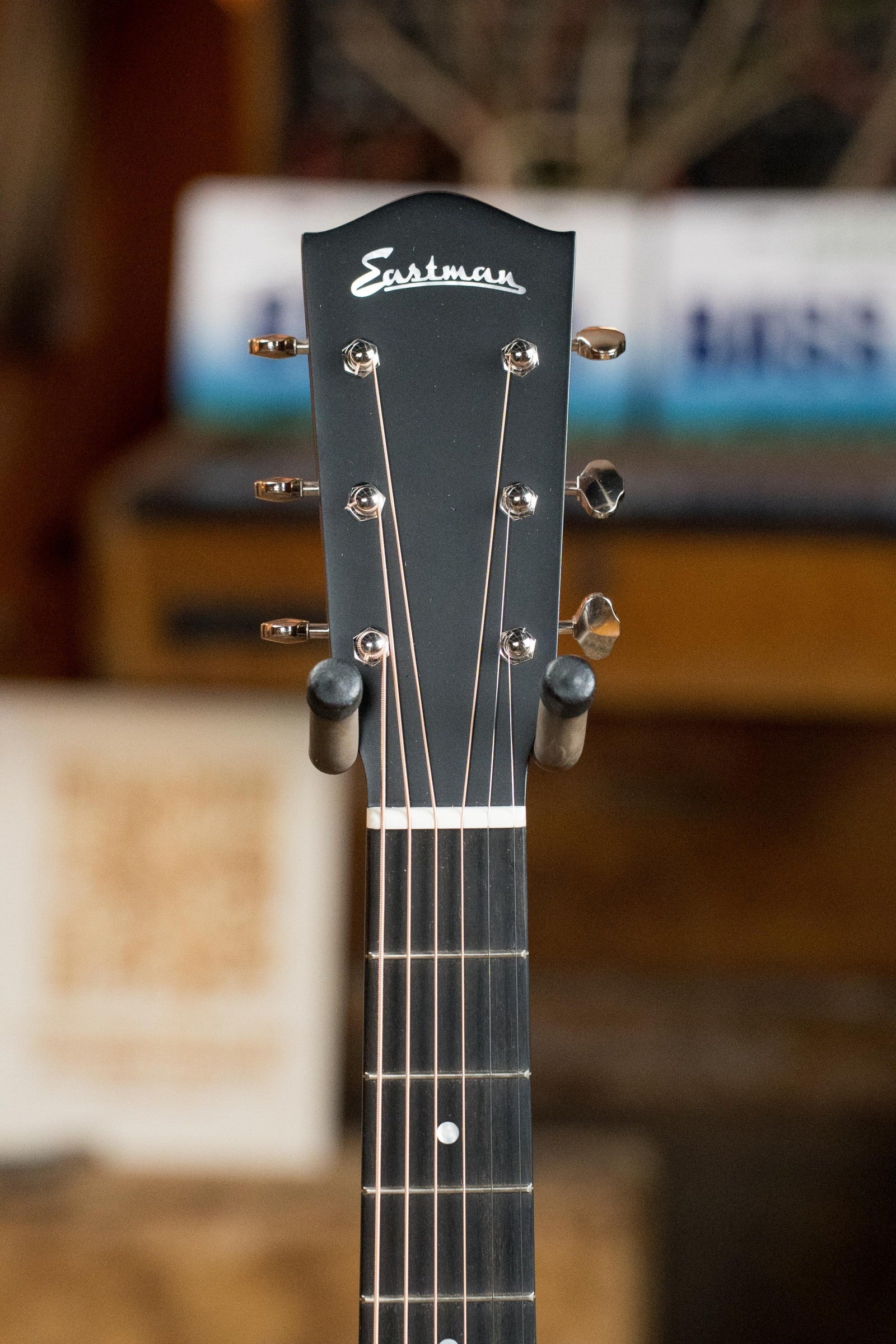 Eastman E10SS-TC Thermo-Cured Adirondack/Mahogany Sunburst Slope Shoulder Dreadnought Acoustic Guitar #0636