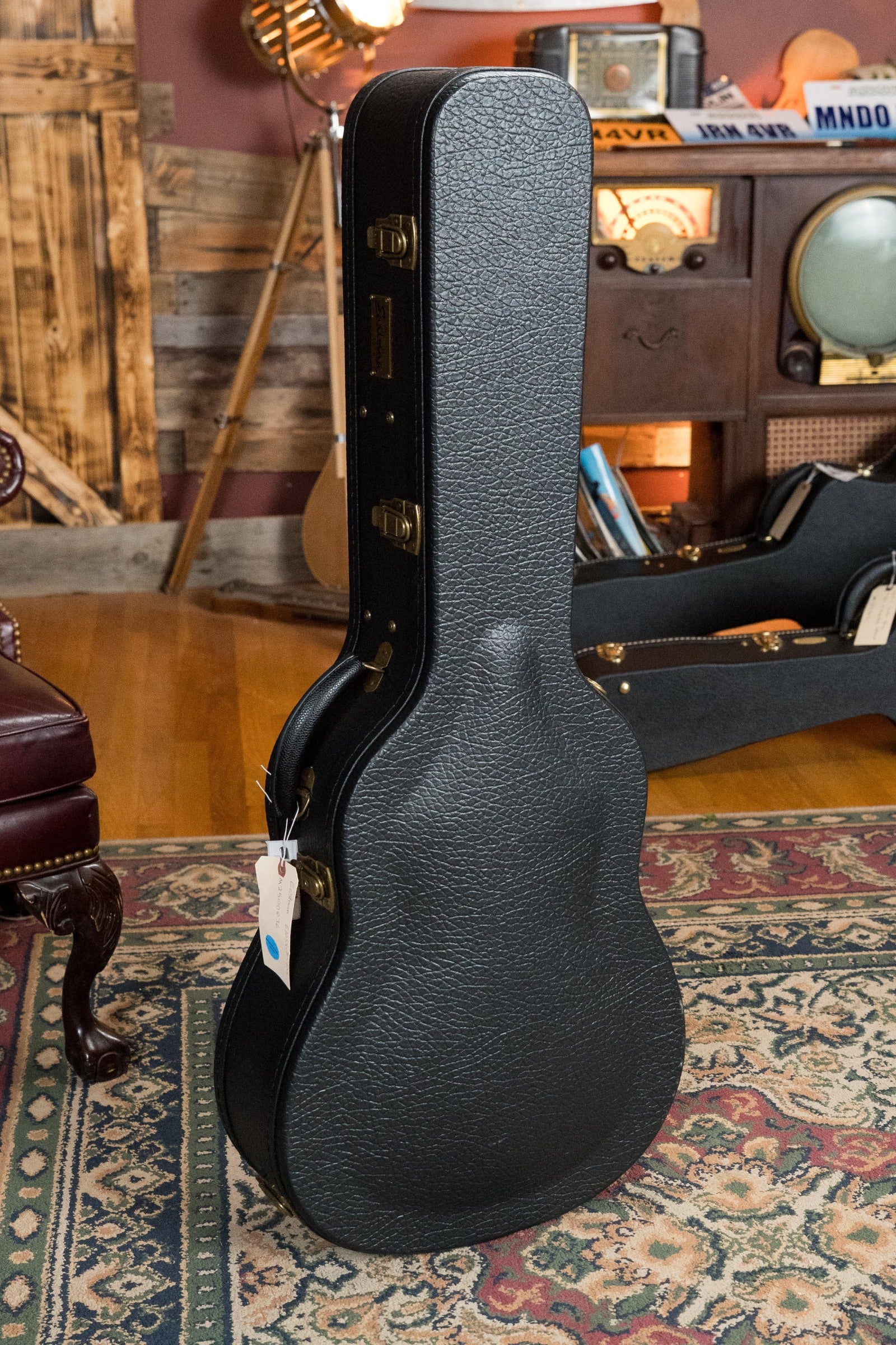 Eastman E10SS-TC Thermo-Cured Adirondack/Mahogany Sunburst Slope Shoulder Dreadnought Acoustic Guitar #0636