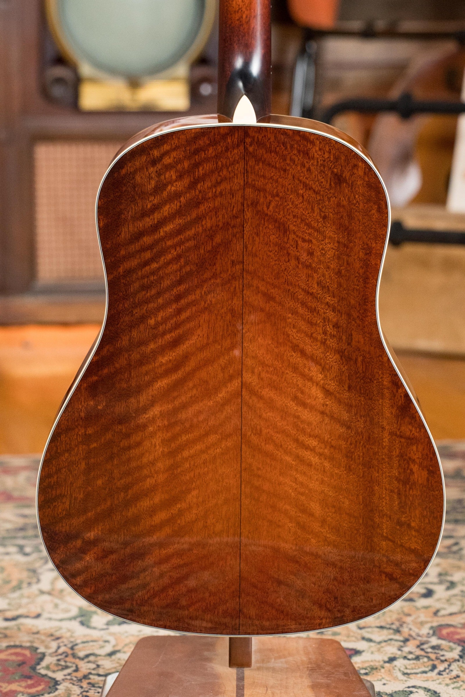 Eastman E10SS-TC Thermo-Cured Adirondack/Mahogany Sunburst Slope Shoulder Dreadnought Acoustic Guitar #5729