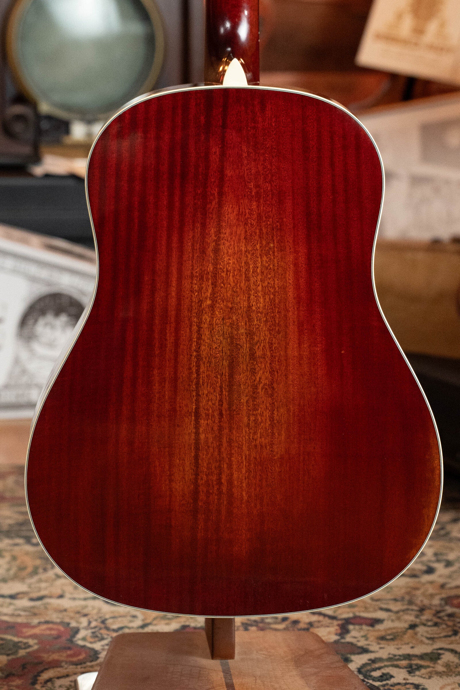 Eastman E10SS/V Adirondack/Mahogany Antique Classic Finish Slope Shoulder Dreadnought Acoustic Guitar #0182