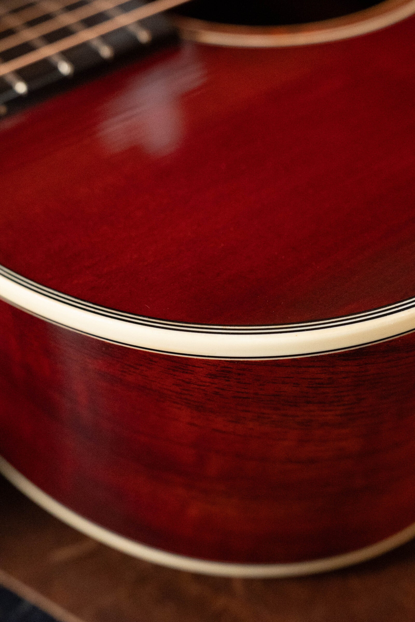 Eastman E10SS/V Adirondack/Mahogany Antique Classic Finish Slope Shoulder Dreadnought Acoustic Guitar #0182