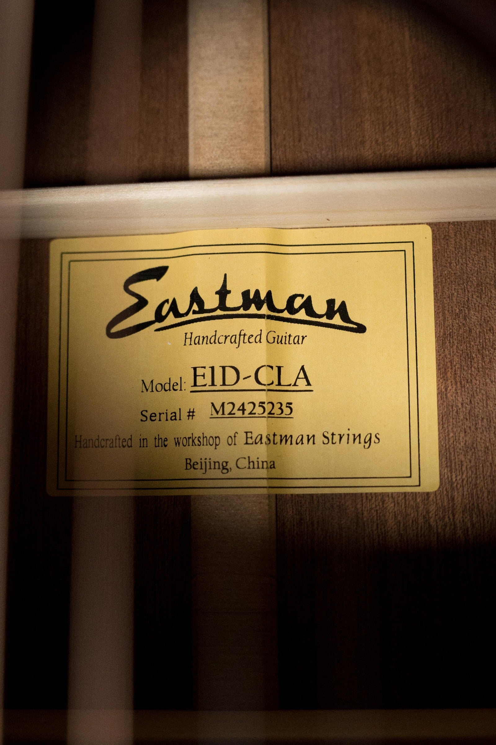 Eastman E1D-CLA Sitka/Sapele Classic Finish Dreadnought Acoustic Guitar #5235
