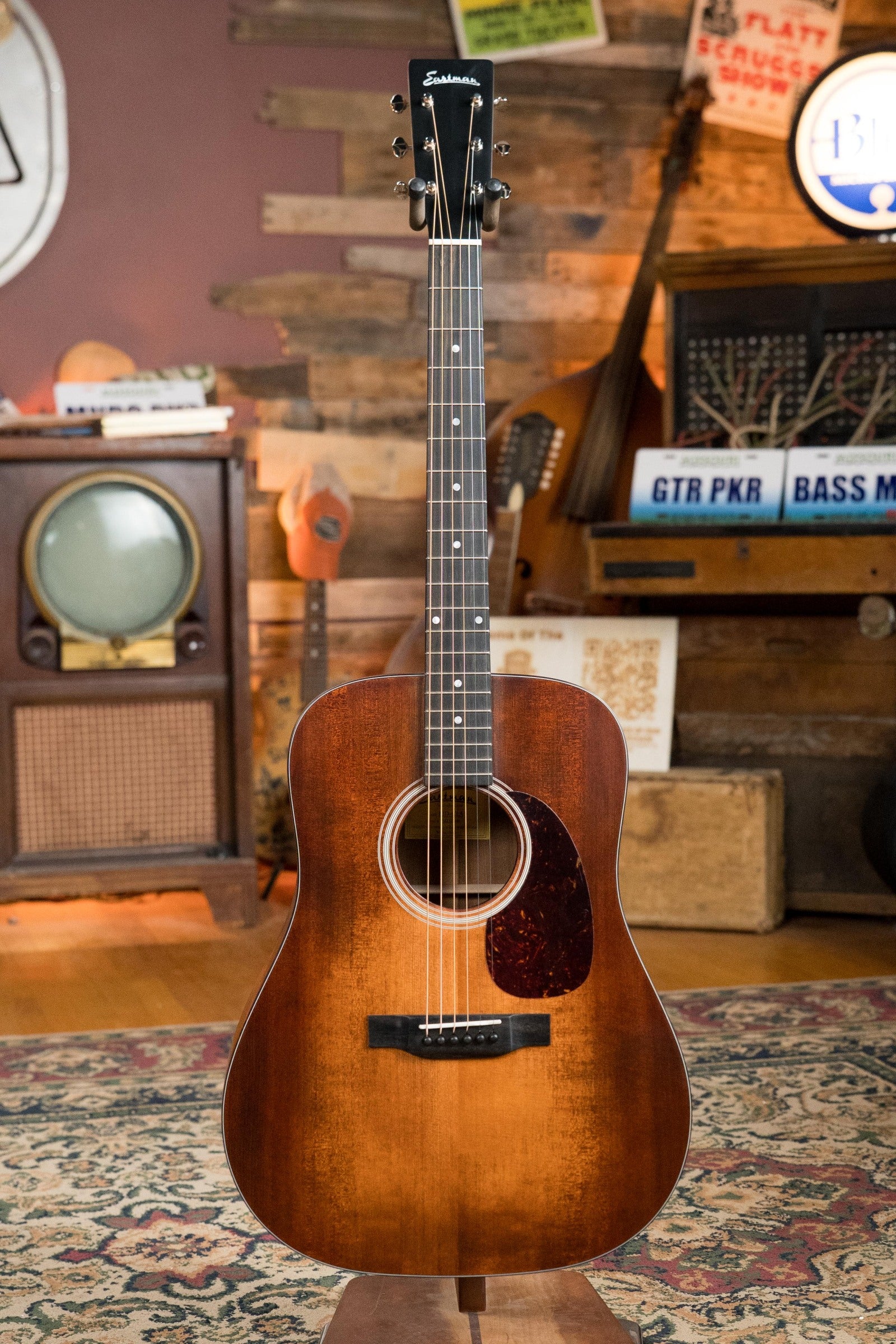 Eastman E1D-CLA Sitka/Sapele Classic Finish Dreadnought Acoustic Guitar #7391