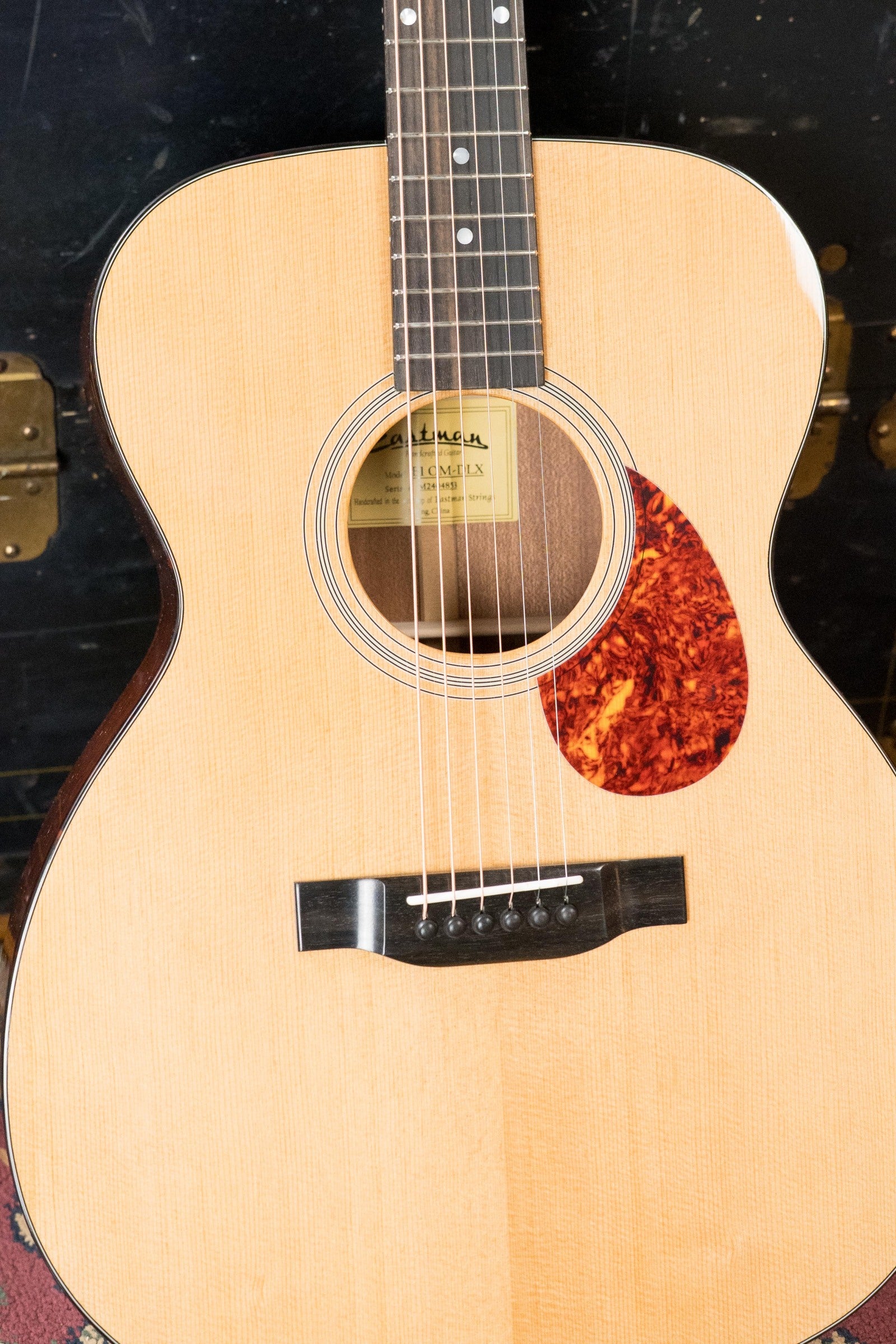 Eastman E1OM-DLX All Solid Sitka/Sapele Guitar w/Fishman Pickup #4853