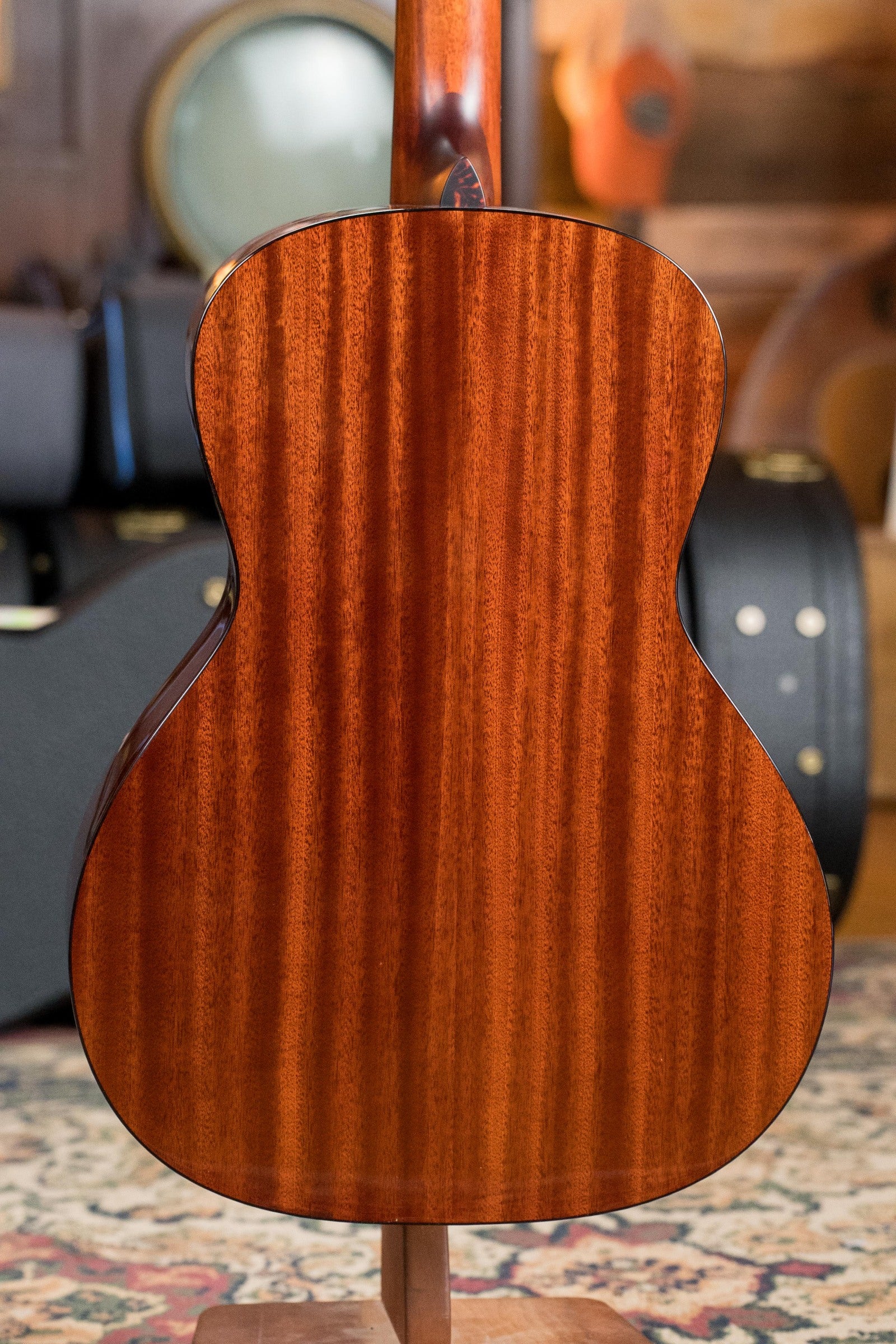 Eastman E1OOSS-DLX-SB Sitka/Sapele Sunburst Slope Shoulder Guitar w/Fishman Pickup #3212