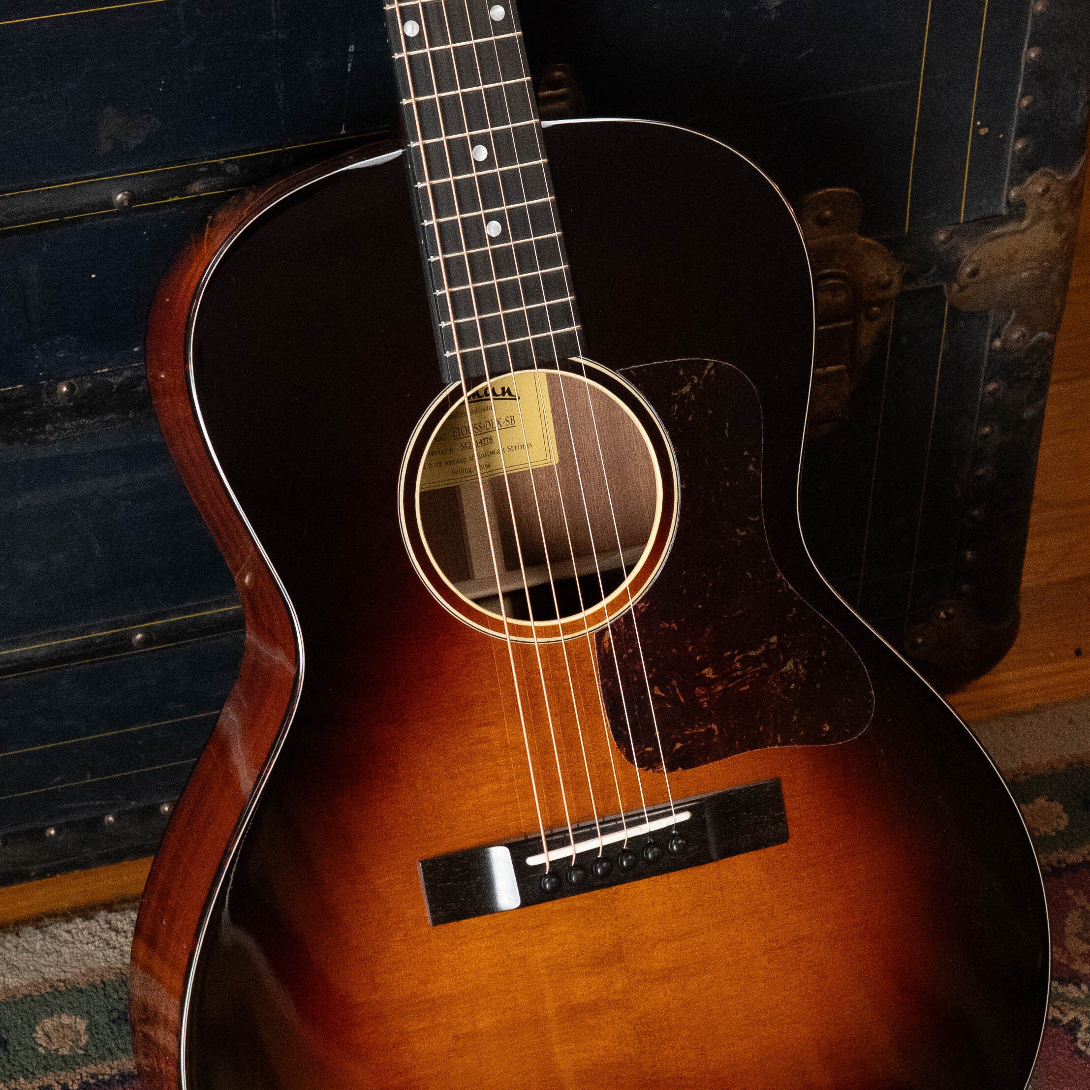 Eastman E1OOSS-DLX-SB Sitka/Sapele Sunburst Slope Shoulder Guitar w/Fishman Pickup #4776