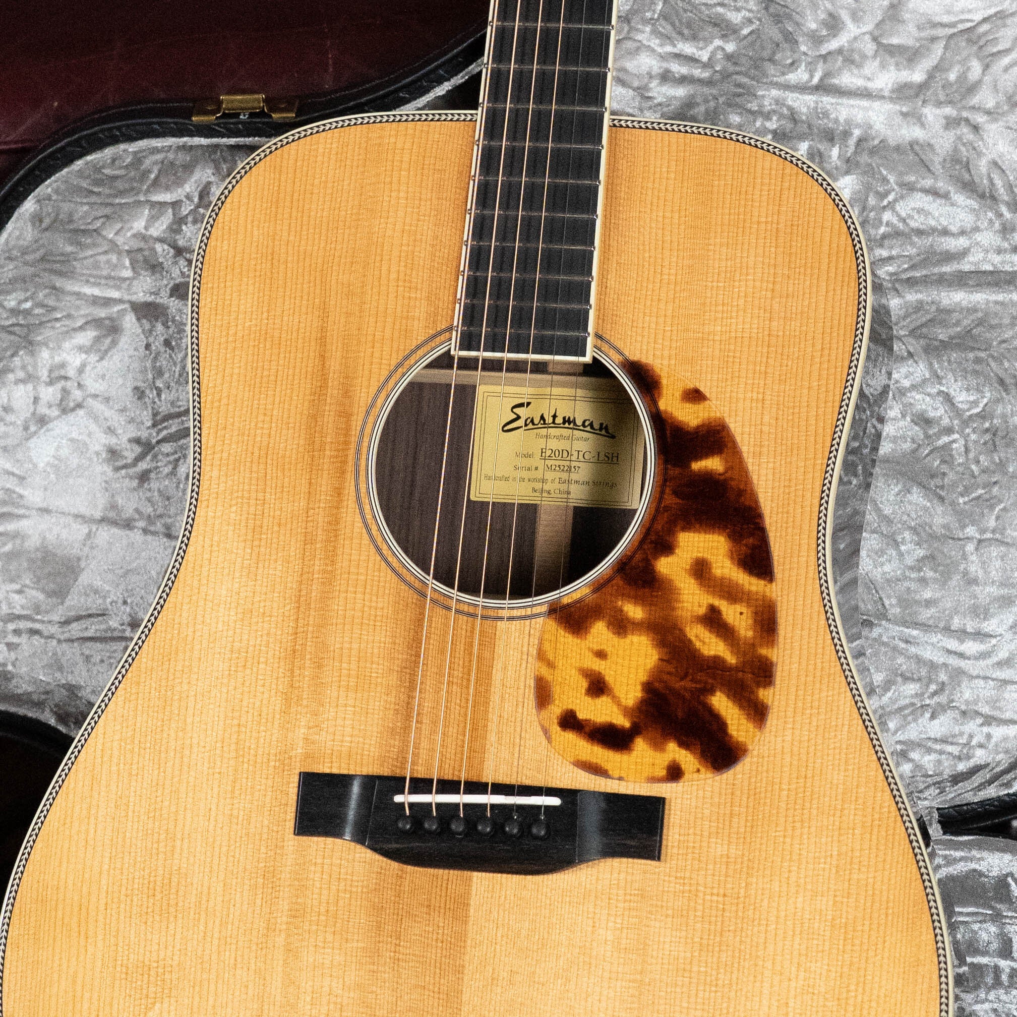 Eastman E20D-LSH-TC Thermo-Cured Adirondack/Rosewood Large Soundhole Dreadnought Acoustic Guitar #2157