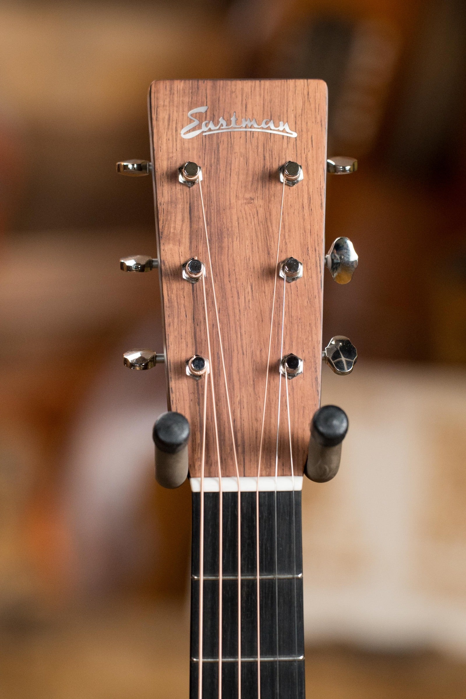 Eastman E20OM-MR-TC Thermo-cured Adirondack/Madagascar Rosewood Acoustic Guitar #2535