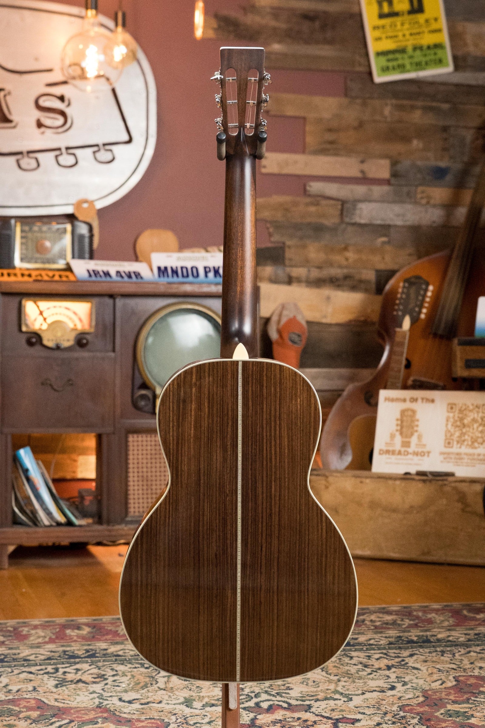 Eastman E20OO-TC Thermo-Cured Adirondack/Rosewood Acoustic Guitar #8922