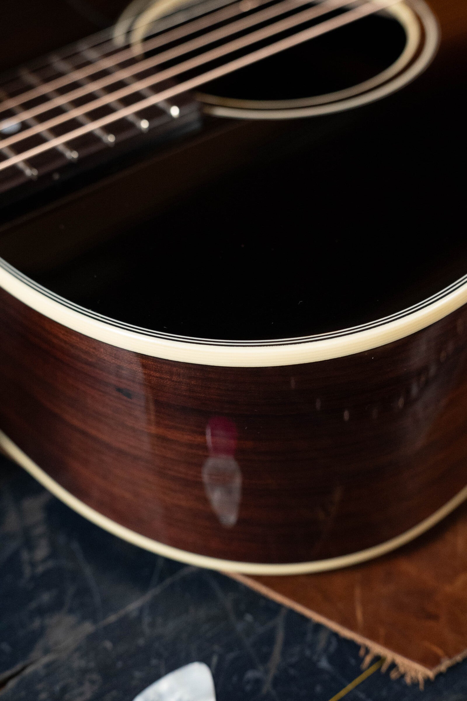 Eastman E20SS-TC Thermo-Cured Adirondack/Rosewood Slope Shoulder Dreadnought Acoustic Guitar #3044