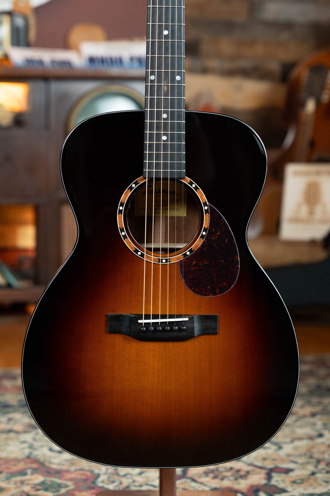 Eastman E2OM-DLX-SB Cedar/Sapele Sunburst Guitar w/Fishman Pickup #2996