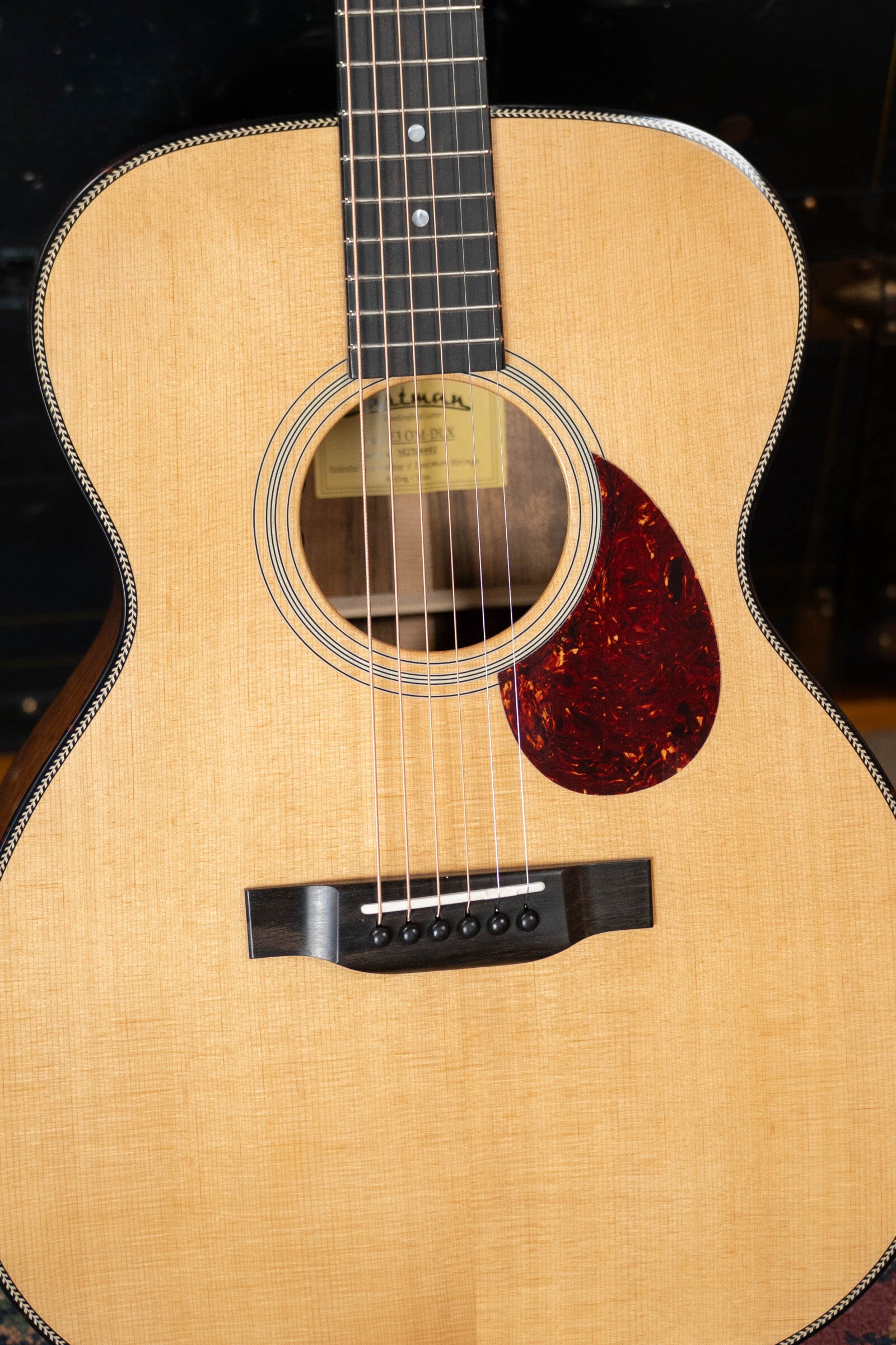 Eastman E3OM-DLX Sitka/Ovangkol Acoustic Guitar w/ Fishman Pickup #4492