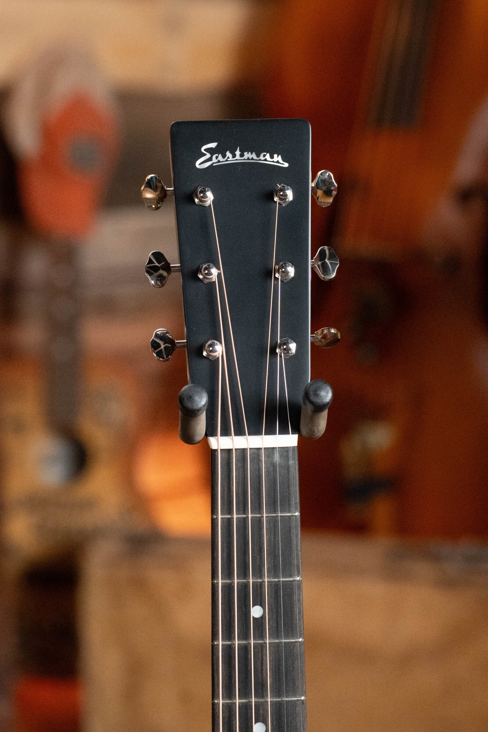 Eastman E6OM-TC Thermo-Cured Sitka/Mahogany Orchestra Model Acoustic Guitar #5675