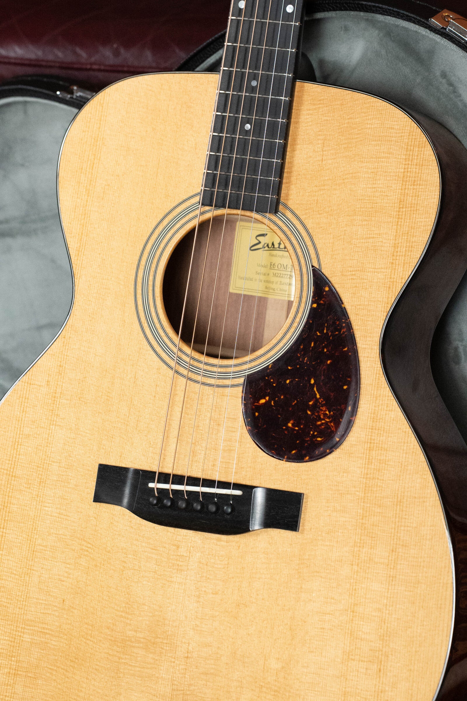 Eastman E6OM-TC Thermo-Cured Sitka/Mahogany Orchestra Model Acoustic Guitar #772
