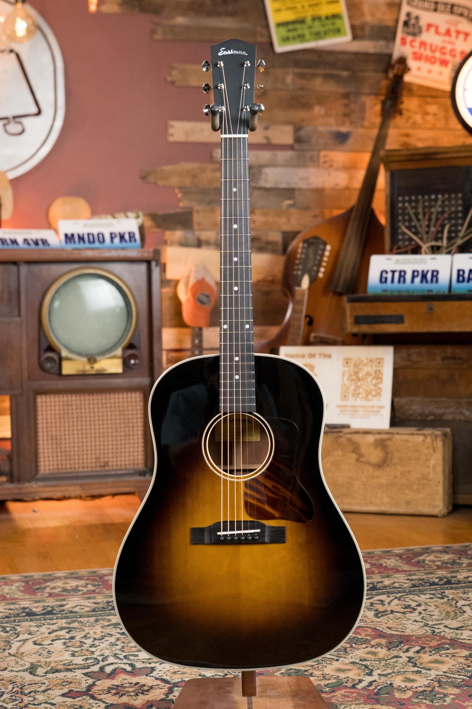 Eastman E6SS-TC-SB Thermo-Cured Sitka/Mahogany Sunburst Slope Shoulder Dreadnought Acoustic Guitar #2865