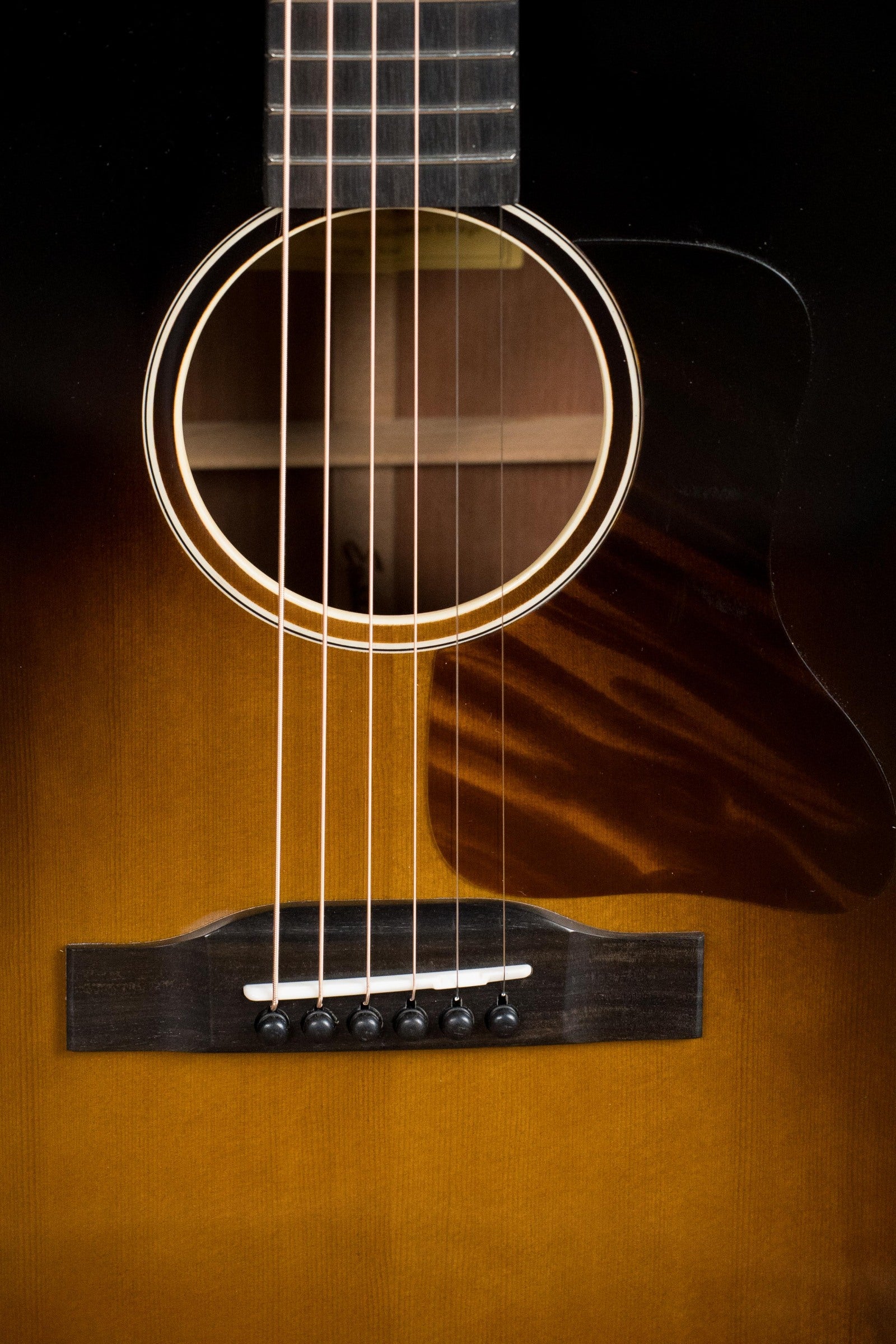 Eastman E6SS-TC-SB Thermo-Cured Sitka/Mahogany Sunburst Slope Shoulder Dreadnought Acoustic Guitar #2865