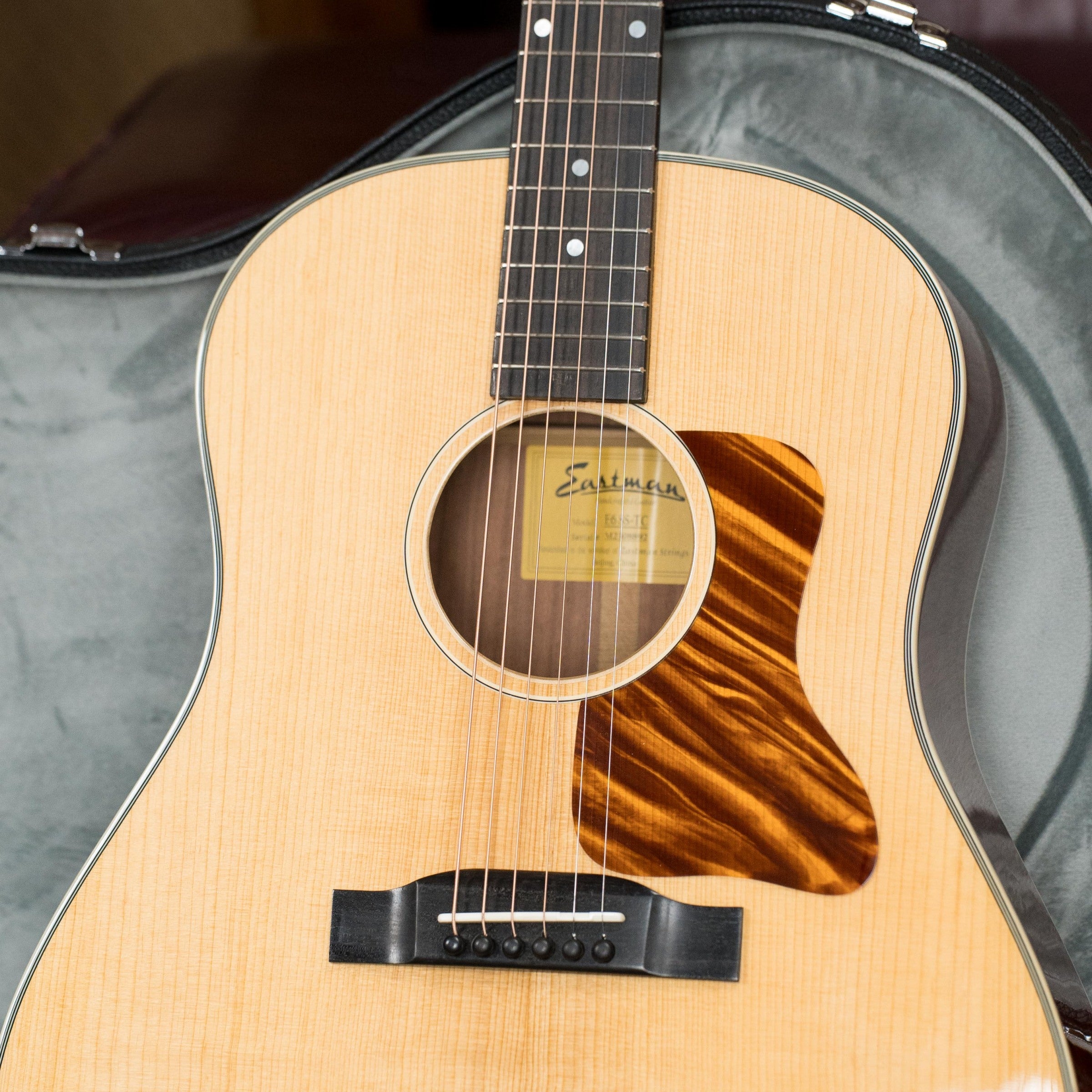 Eastman E6SS-TC Thermo-Cured Sitka/Mahogany Slope Shoulder Dreadnought Acoustic Guitar #8892