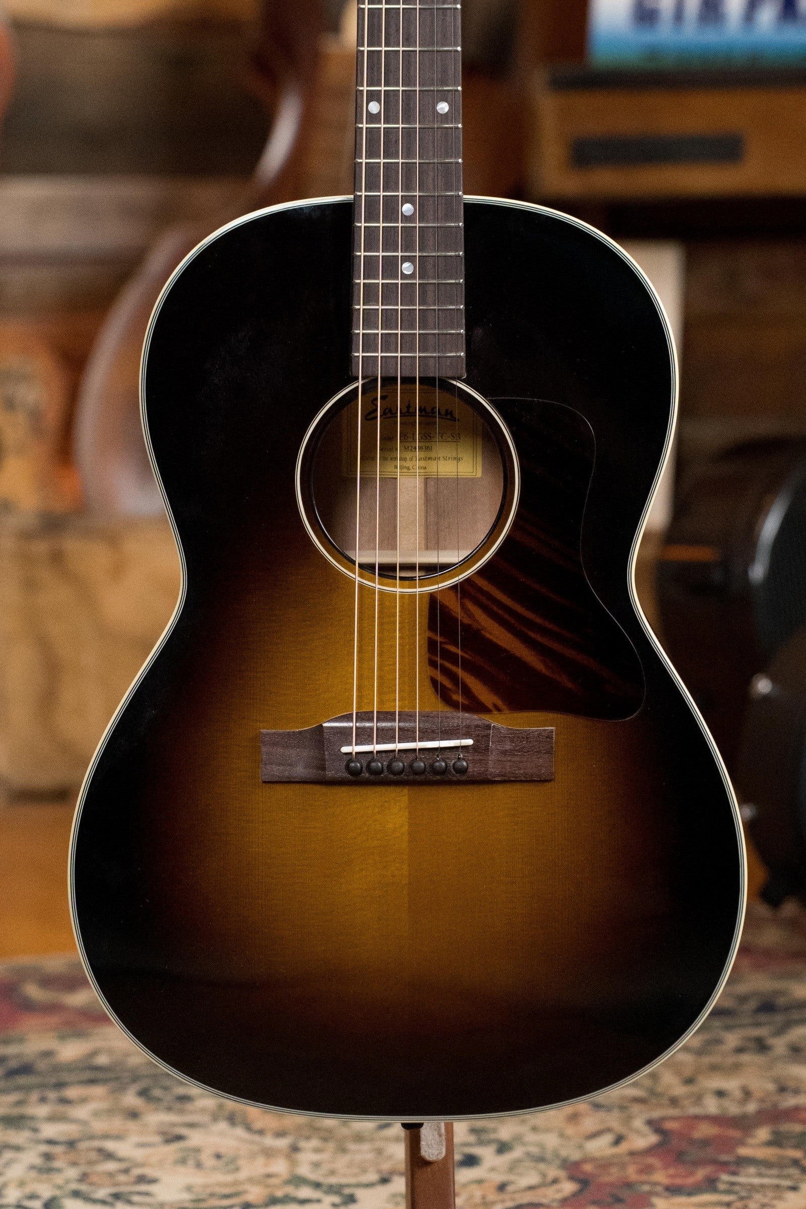 Eastman E6-LGSS-TC-SB Thermo-Cured Sitka/Mahogany LG-Style Slope Shoulder Sunburst Acoustic Guitar #8361