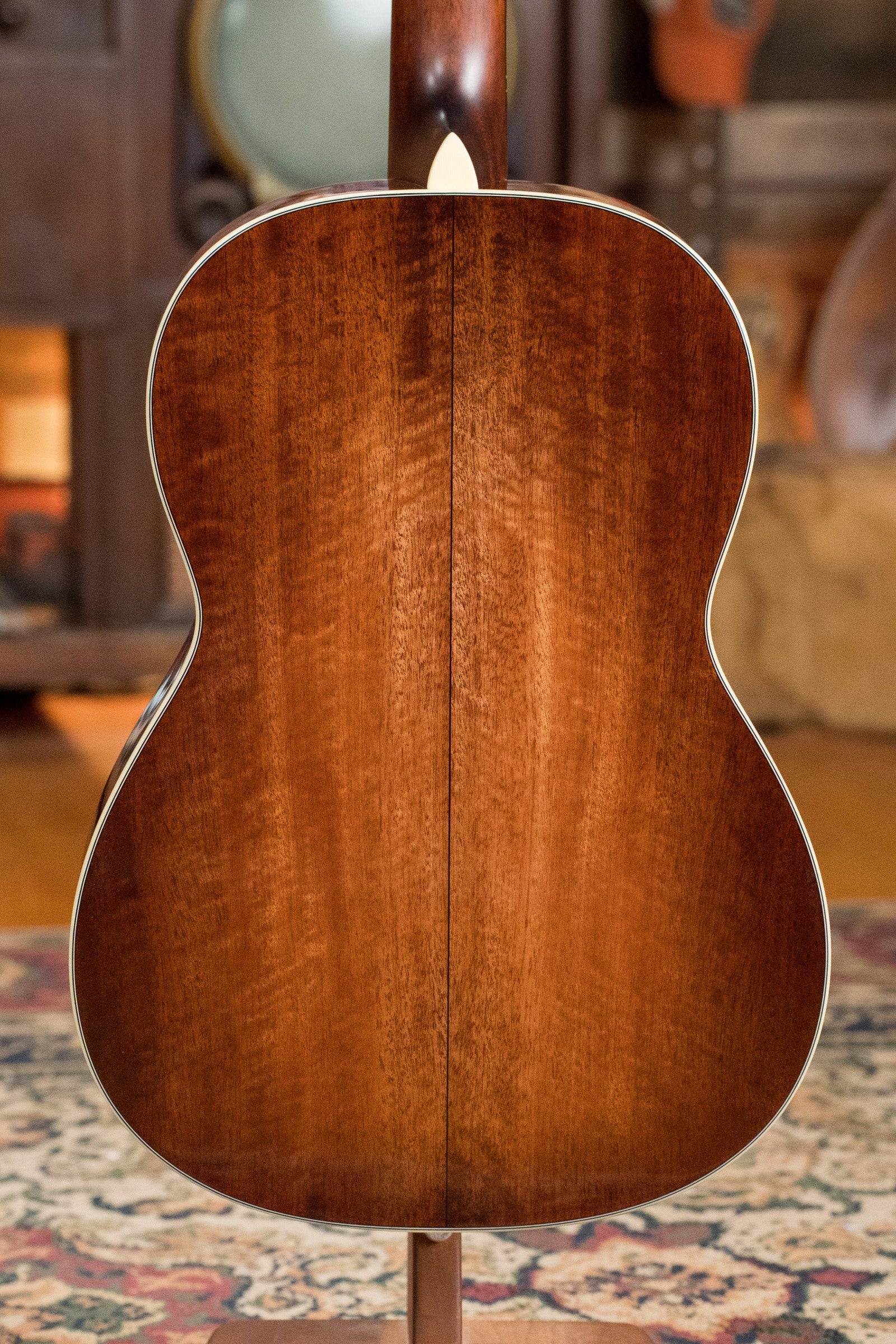 Eastman E6-LGSS-TC-SB Thermo-Cured Sitka/Mahogany LG-Style Slope Shoulder Sunburst Acoustic Guitar #8361