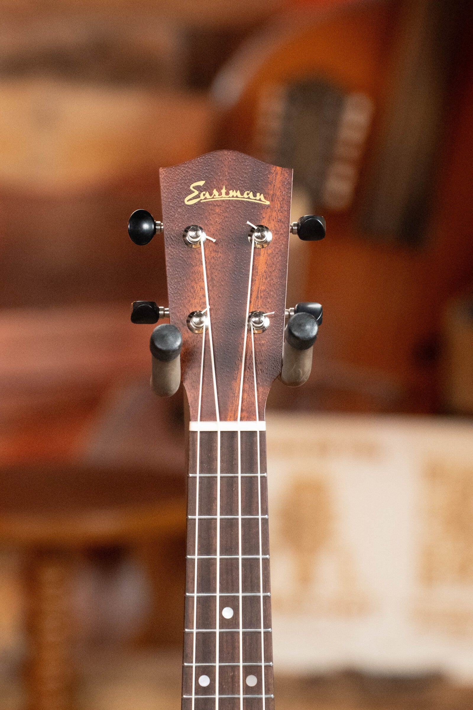 Eastman EU1-C Sitka/Ovangkol Concert Ukulele #1158