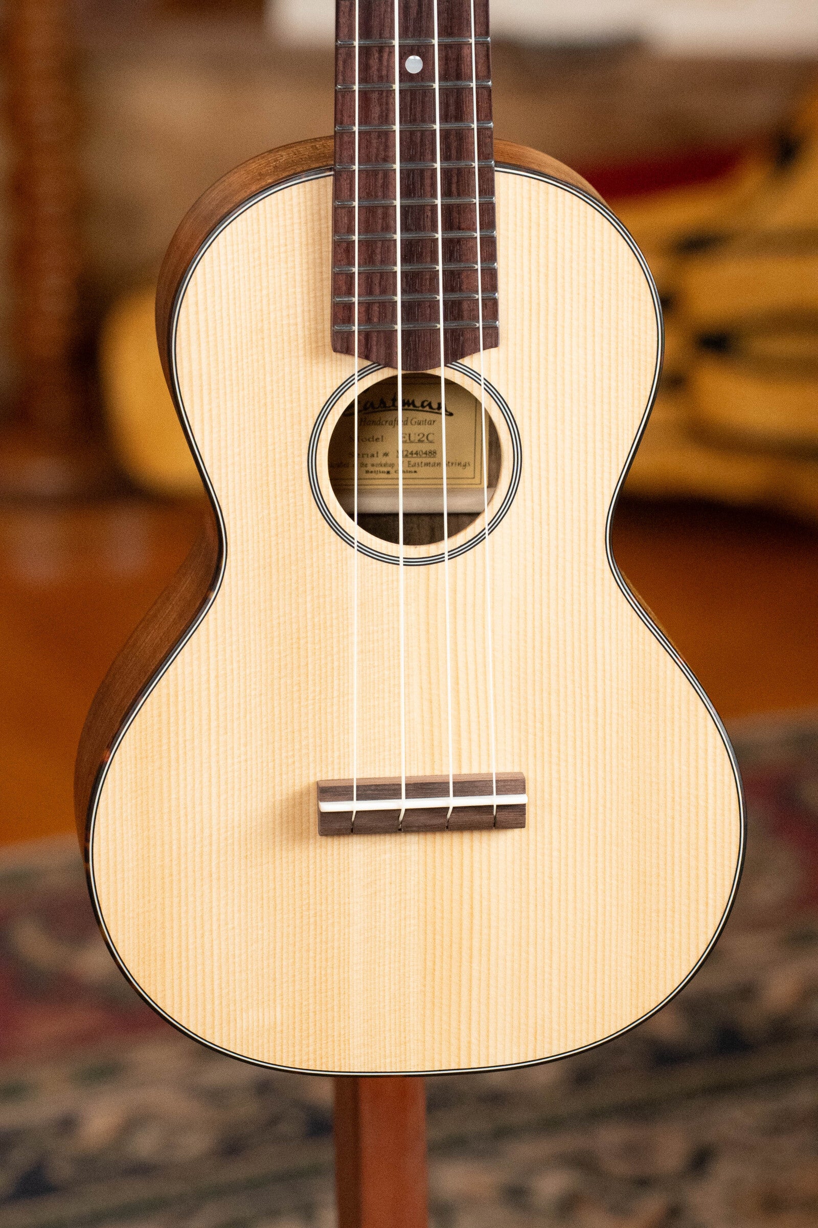 Eastman EU2-C Sitka/Ovangkol Concert Ukulele #0488