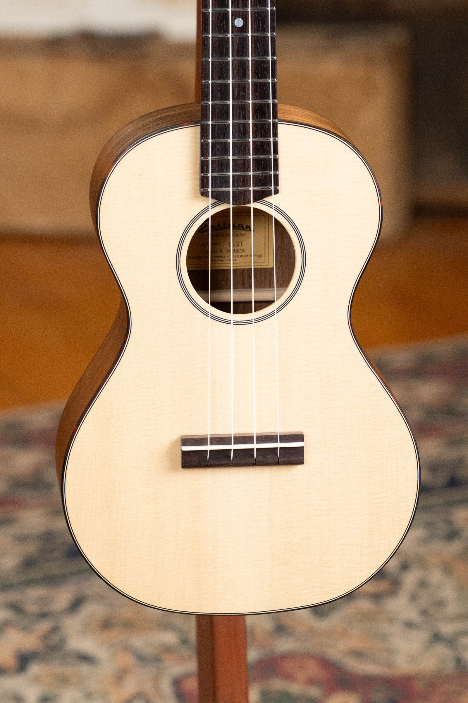 Eastman EU2-T Spruce/Ovangkol Tenor Ukulele #6750