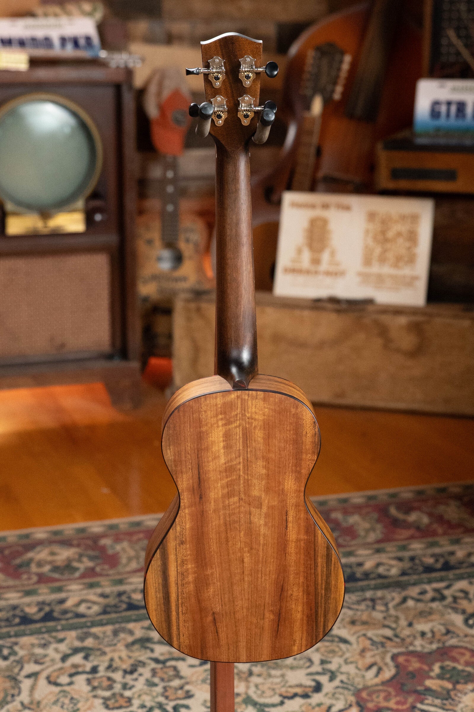 Eastman EU2-T Spruce/Ovangkol Tenor Ukulele #6777
