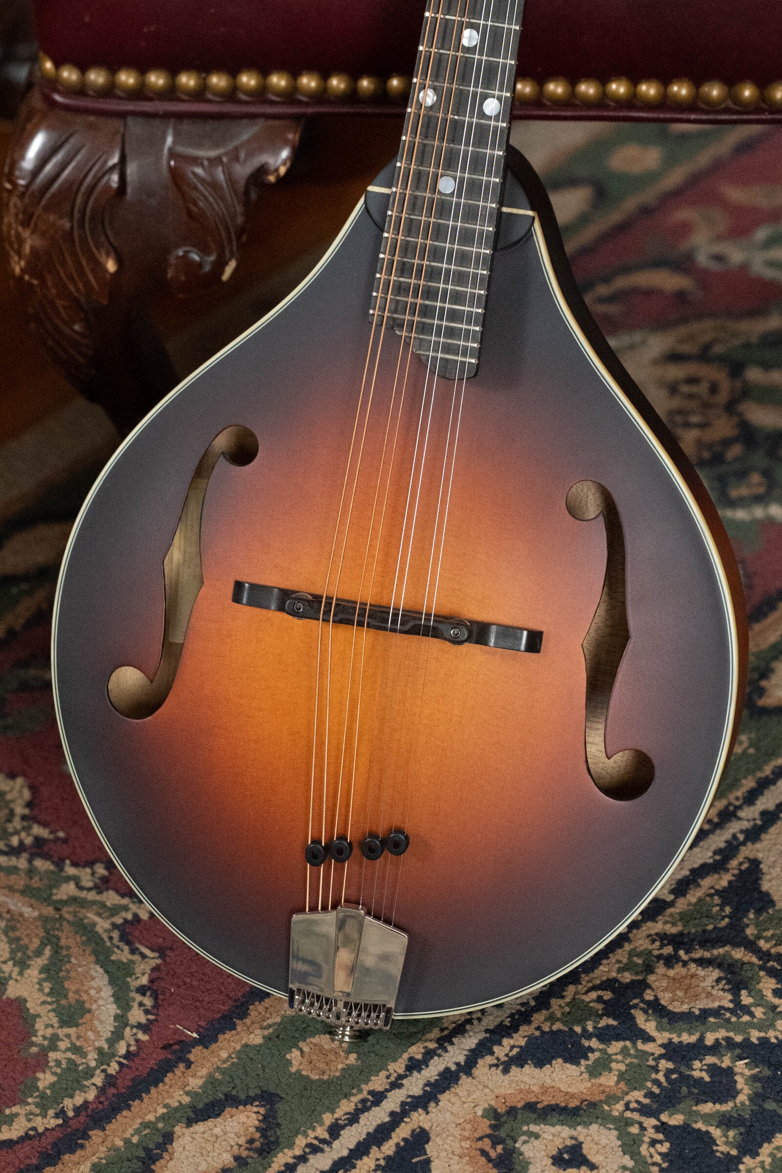 Eastman MD305E-SB A-Style Hand-Carved Sunburst Mandolin w/ K&K Pickup #2873