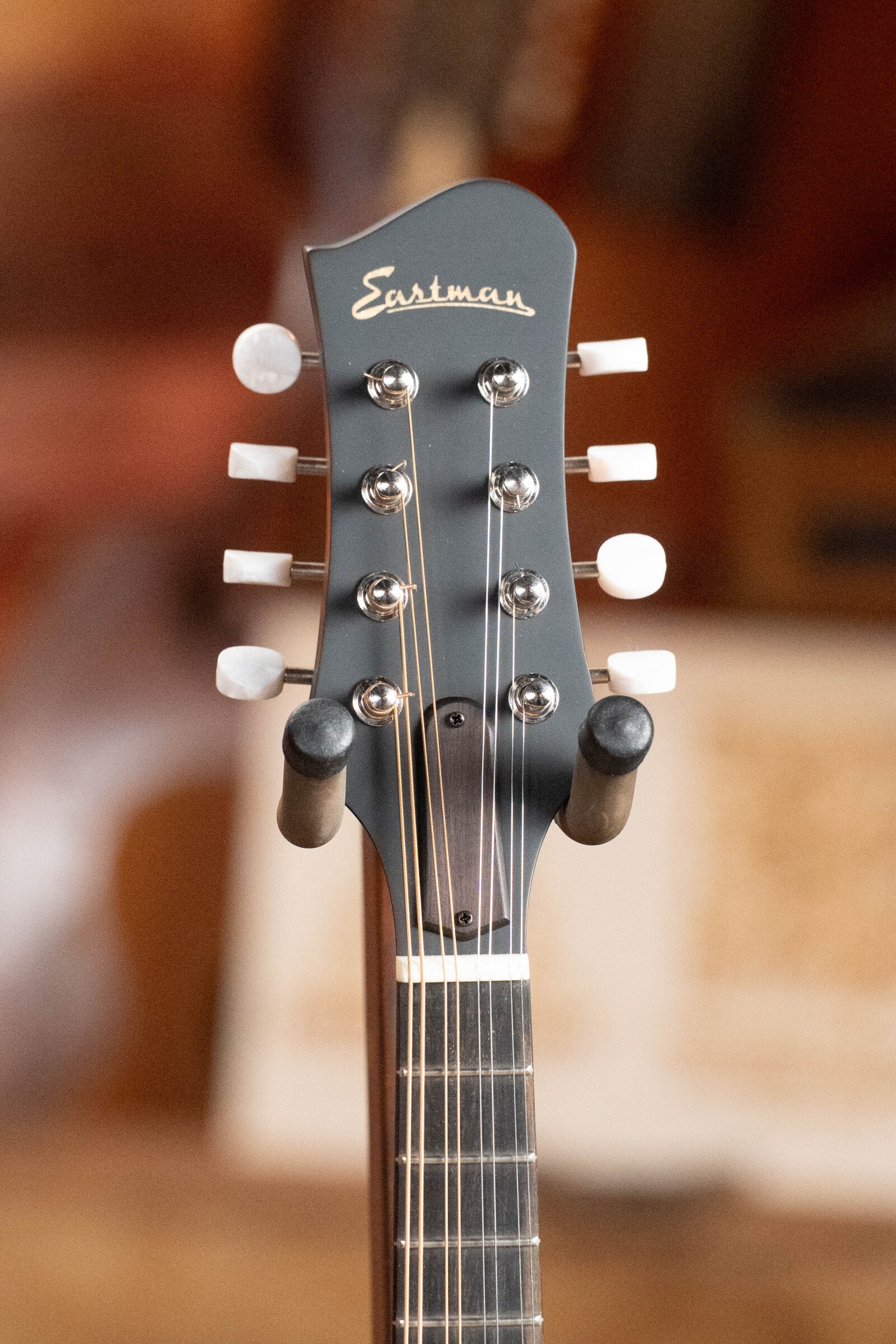 Eastman MD305E-SB A-Style Hand-Carved Sunburst Mandolin w/ K&K Pickup #4924