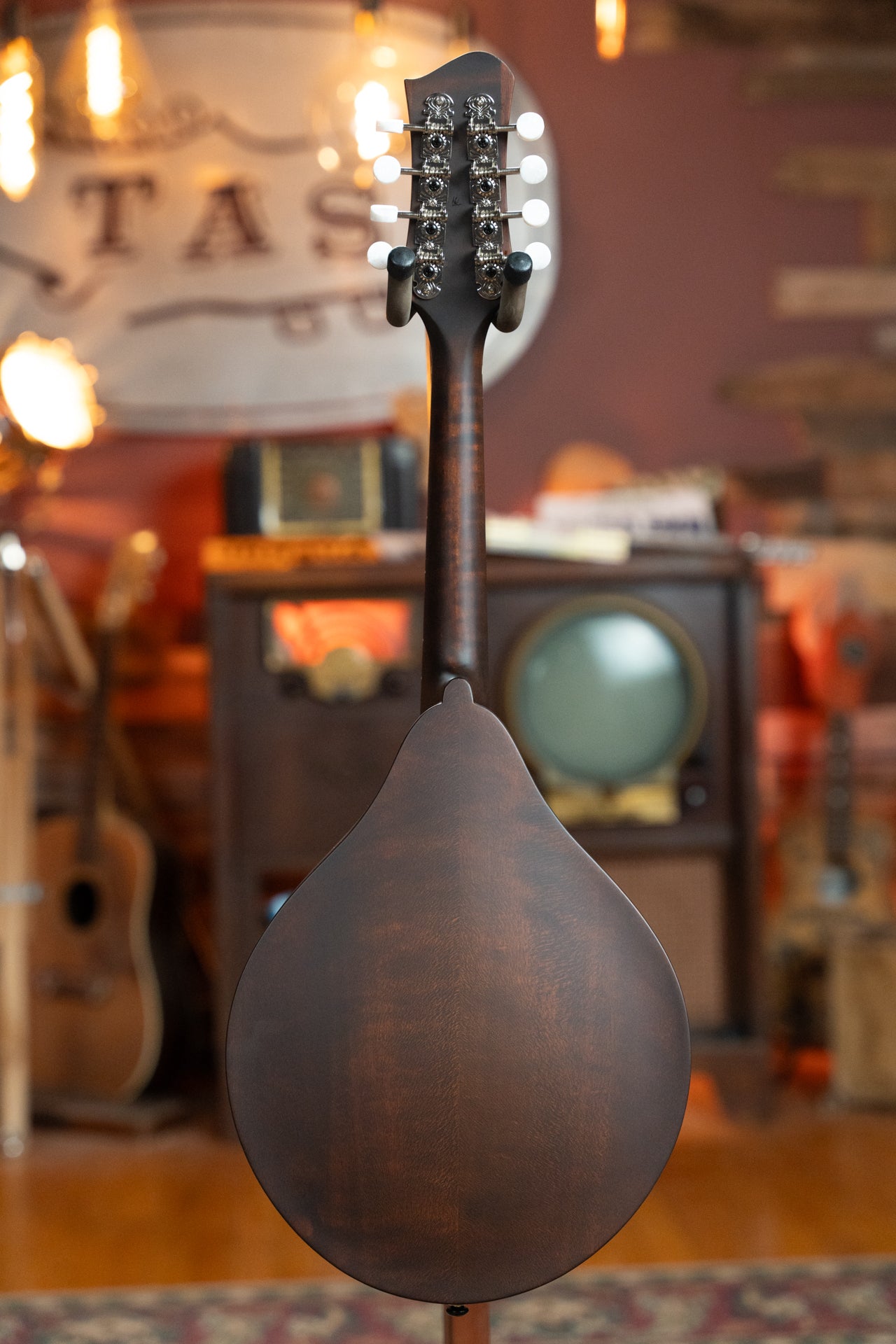 Eastman MD305L Spruce/Maple Left-Handed Spruce/Maple A-Style Mandolin #3368