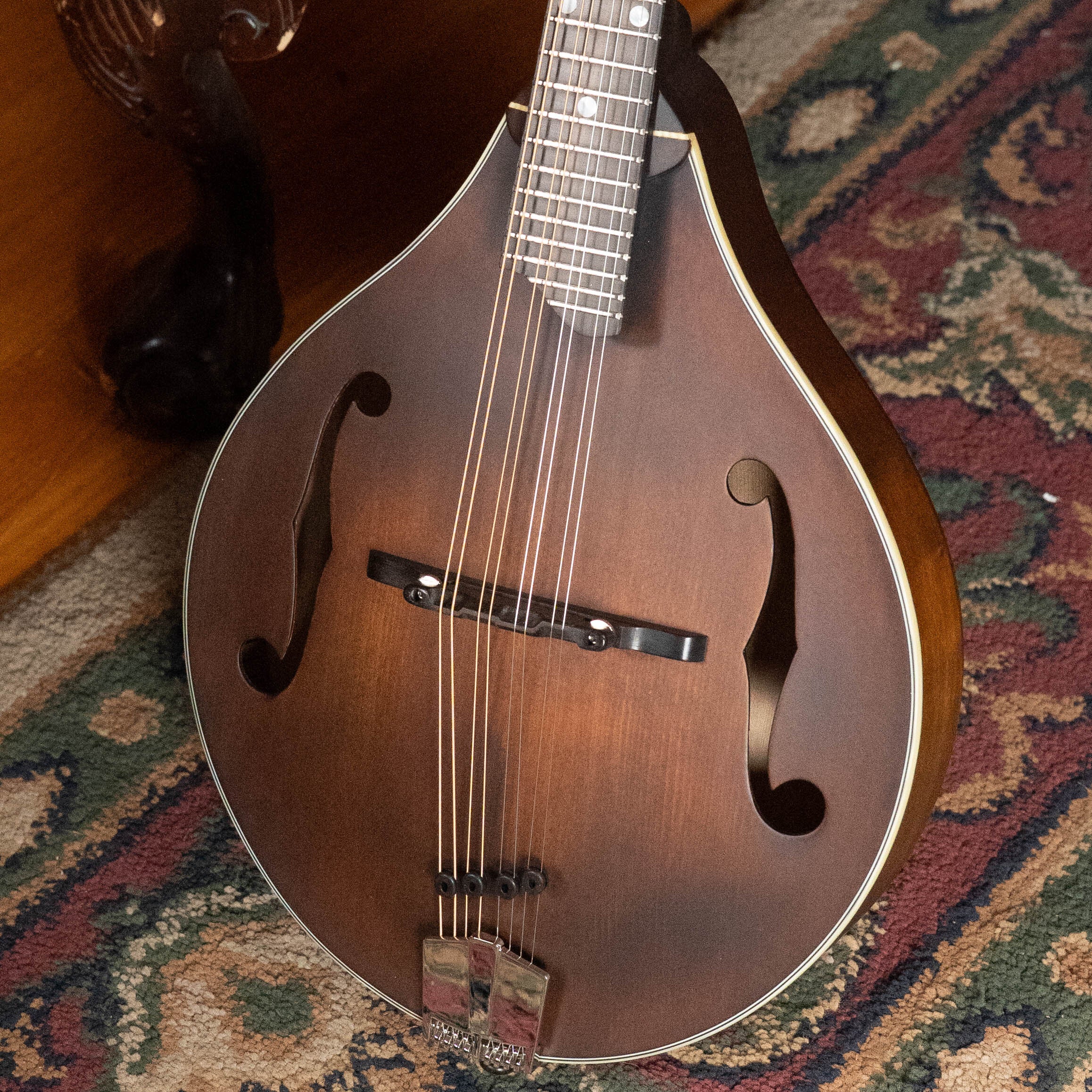 Eastman MD305 Spruce/Maple A-Style Hand-Carved Mandolin #0872